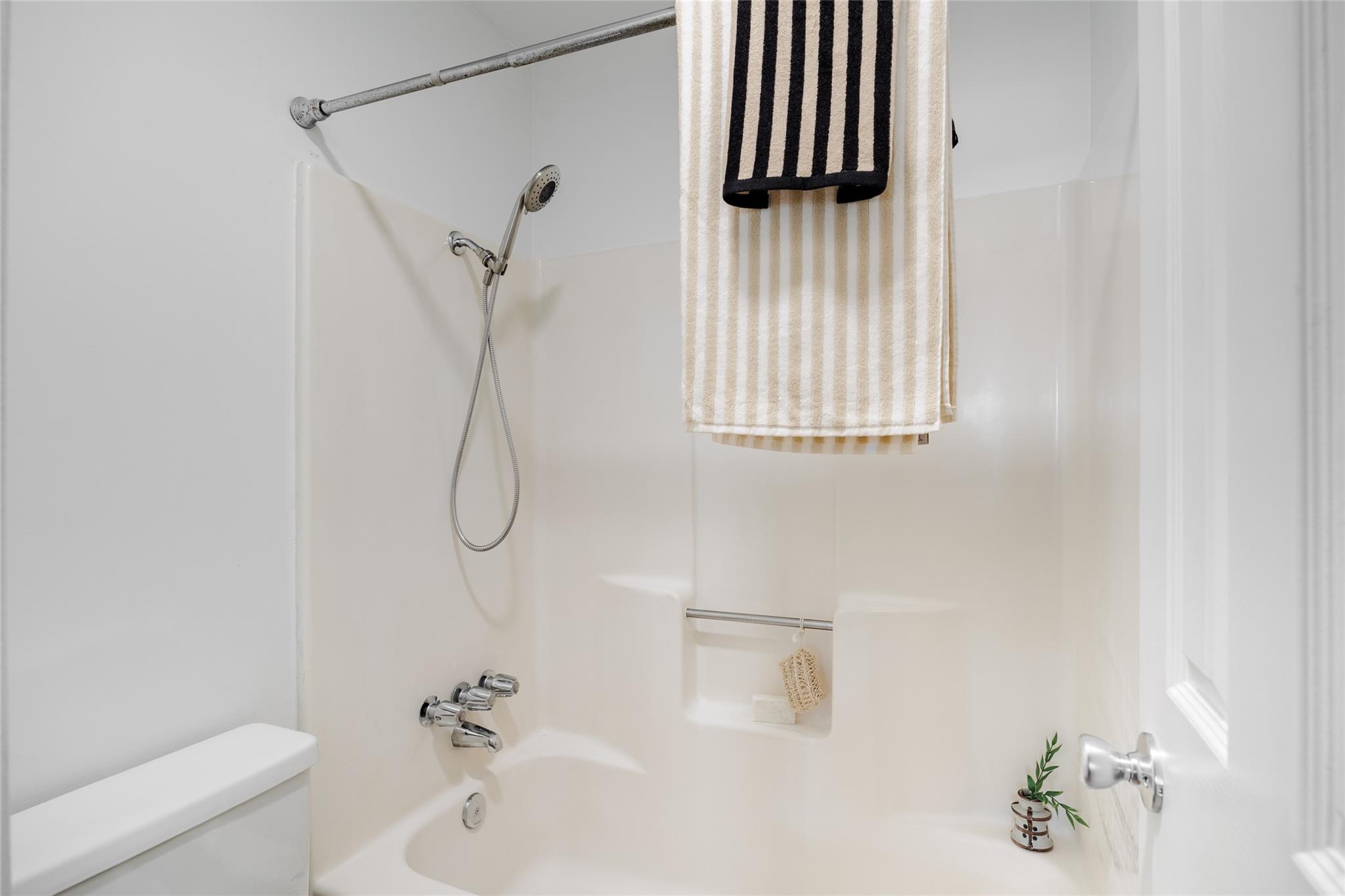 7806 Beauregard Cir, Austin, TX 78745