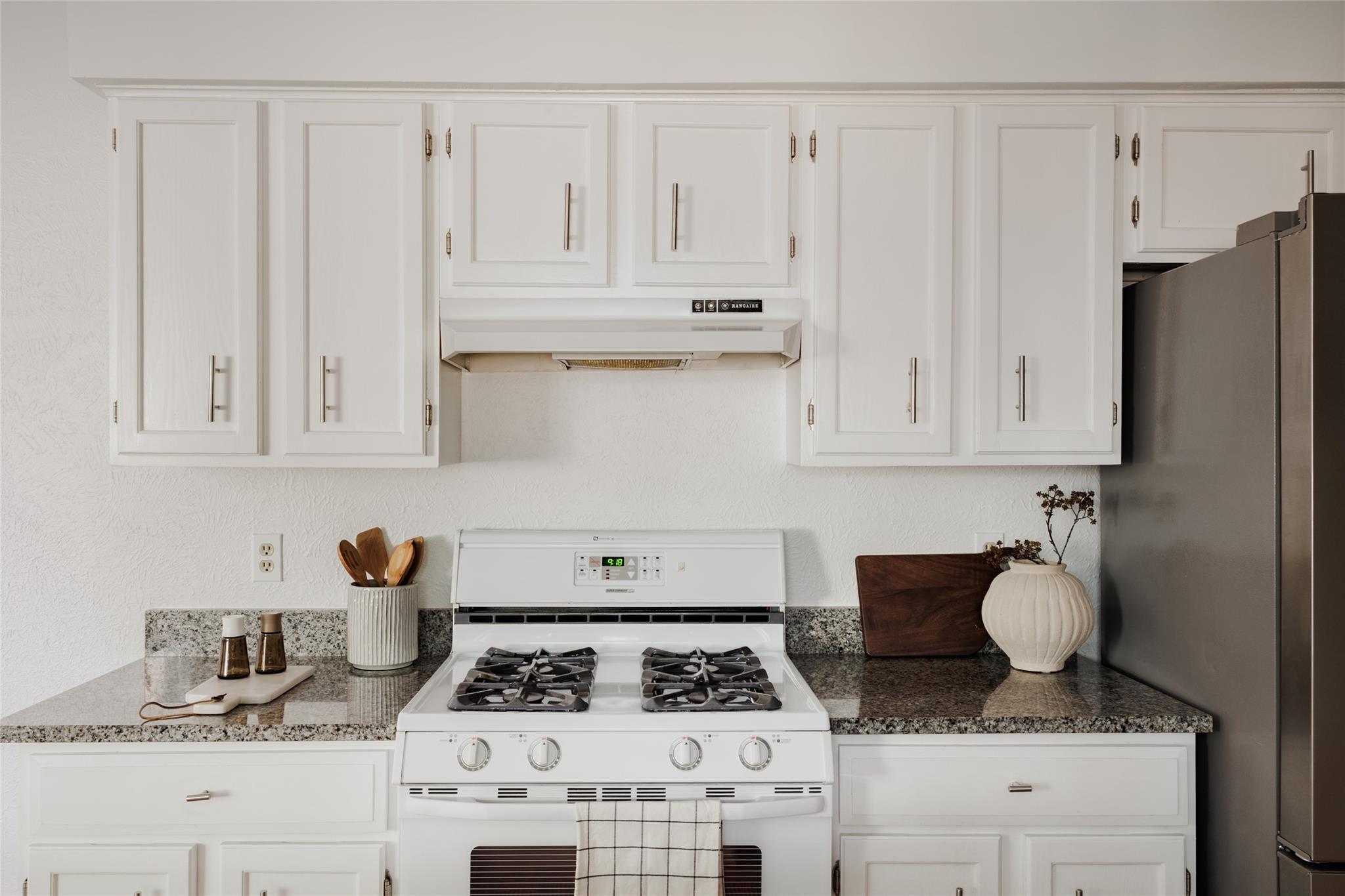 7806 Beauregard Cir, Austin, TX 78745