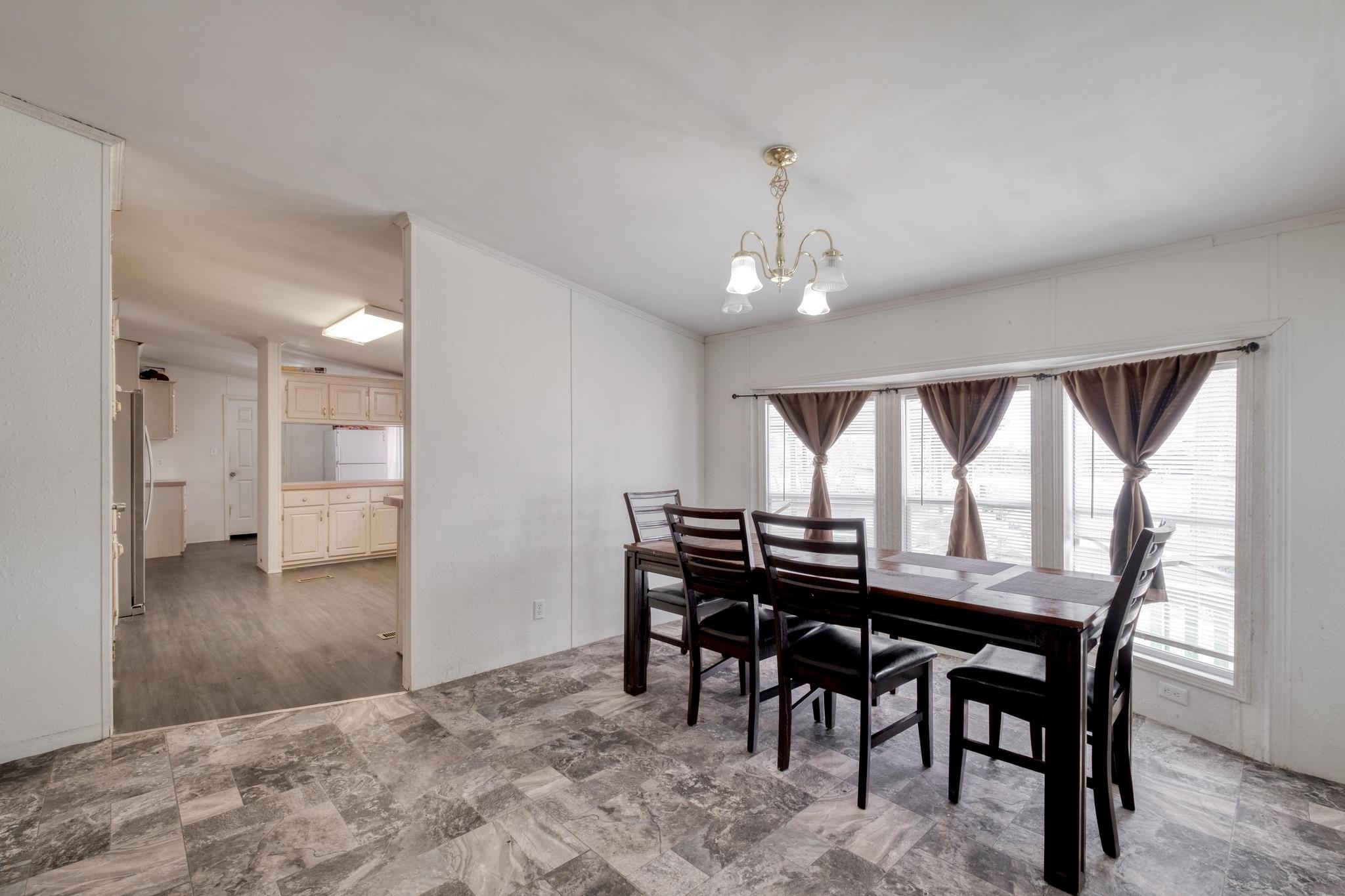 150 Uriah Dr, Elgin, TX 78621