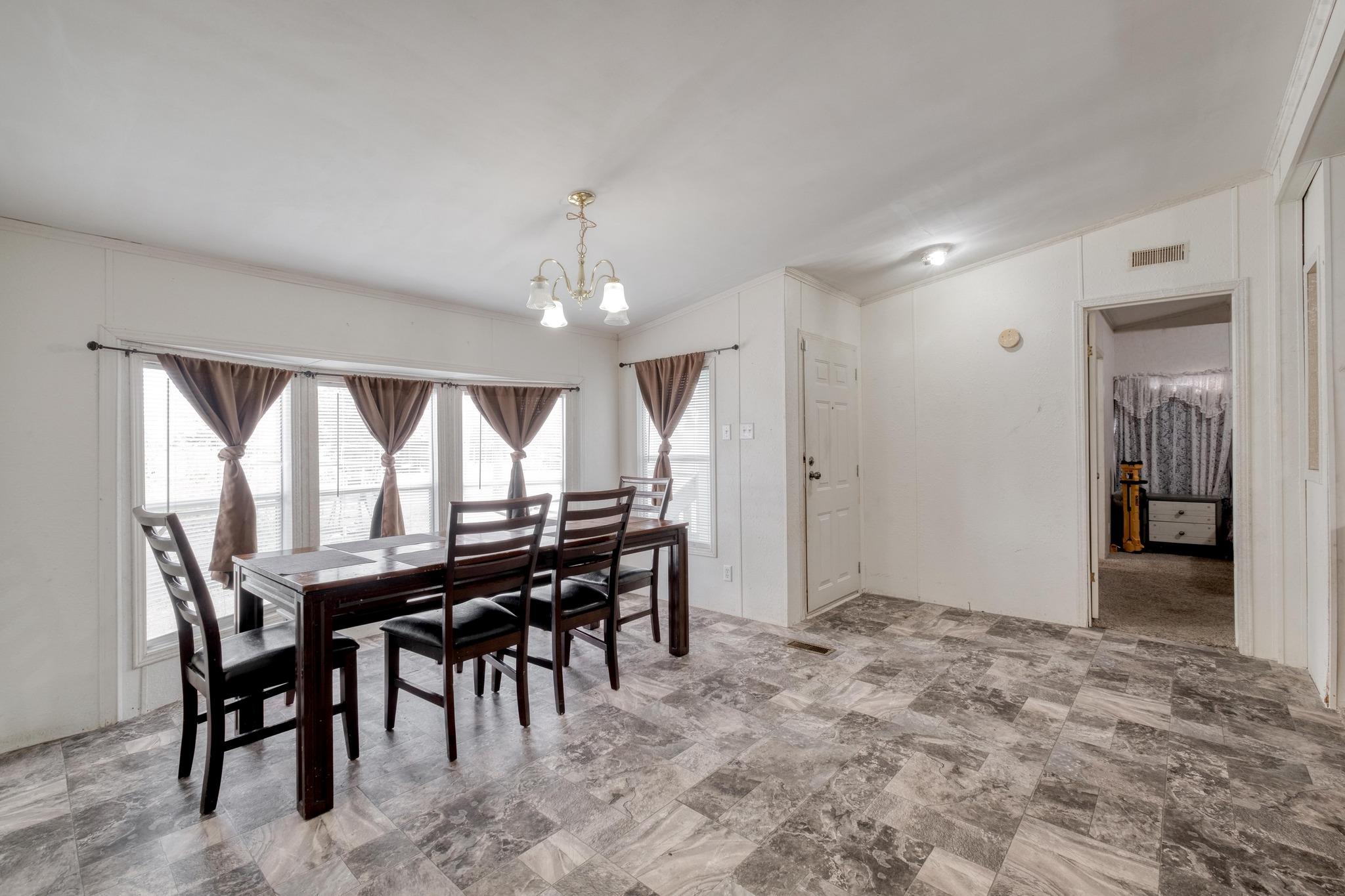 150 Uriah Dr, Elgin, TX 78621