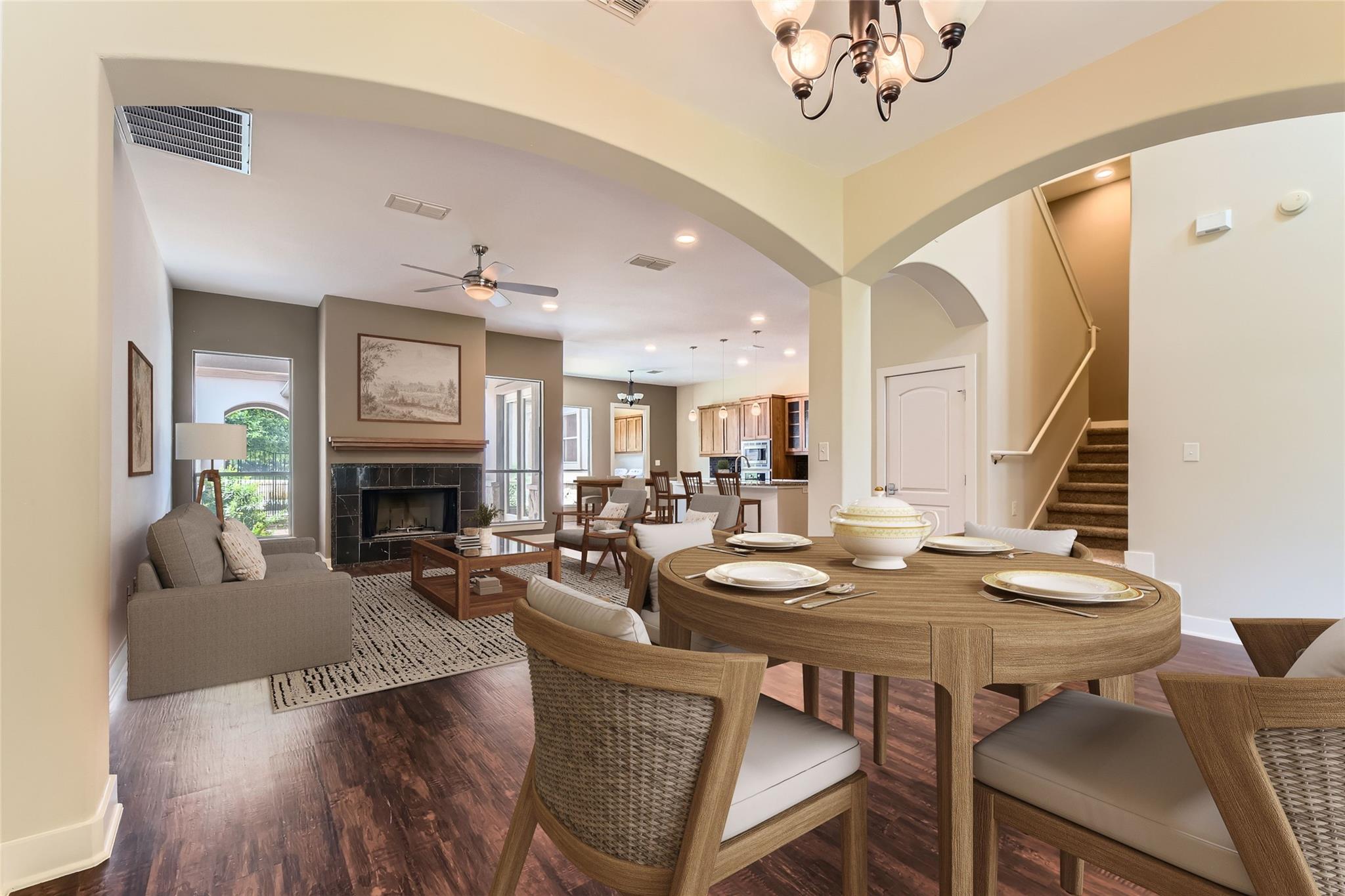 462 Stagecoach Trl, San Marcos, TX 78666