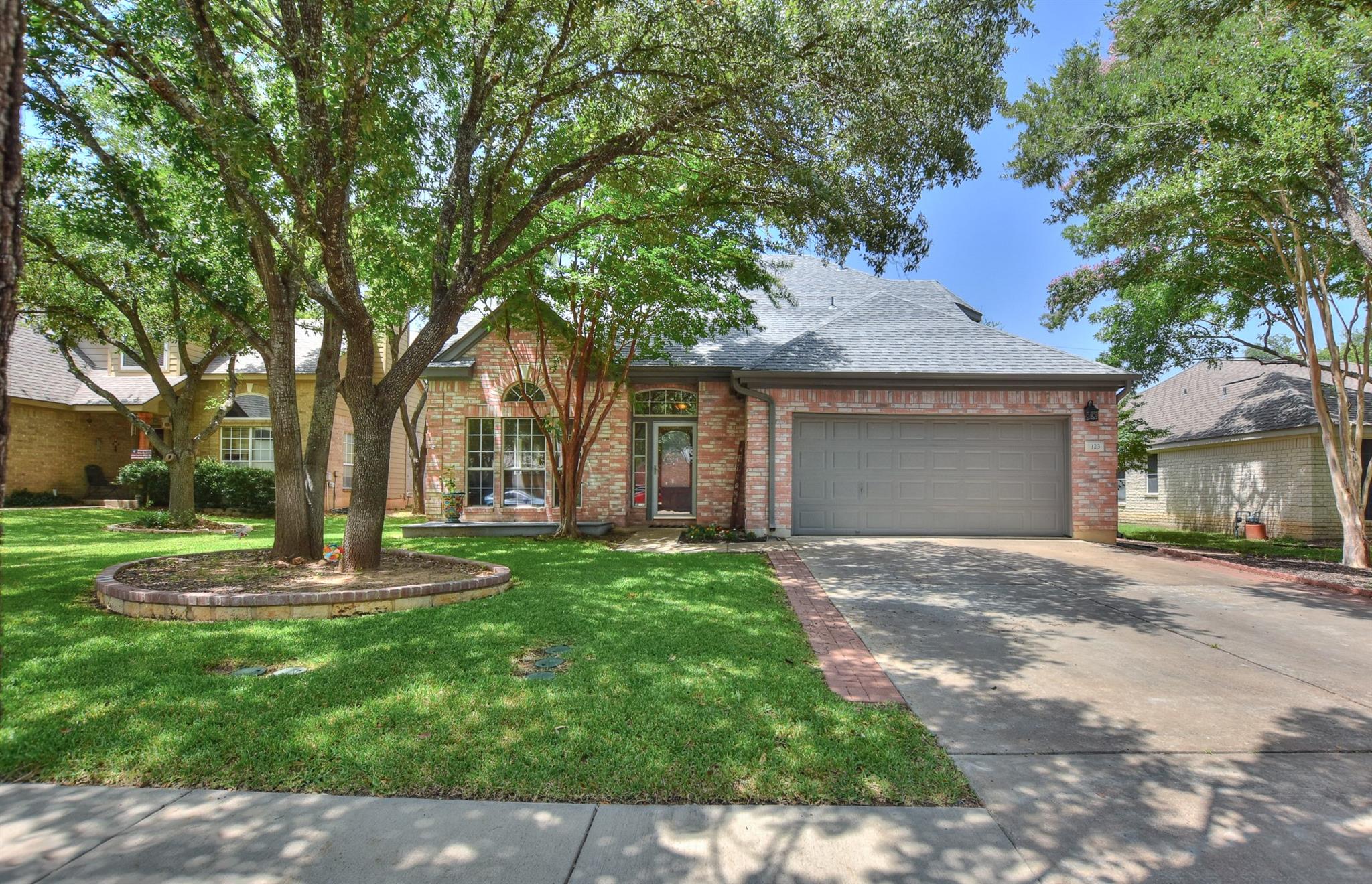 123 Parque Vista Dr, Georgetown, TX 78626