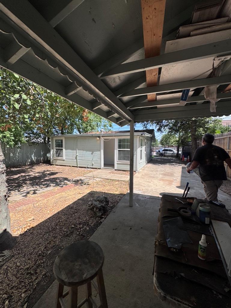 2209 E 5th St, Austin, TX 78702