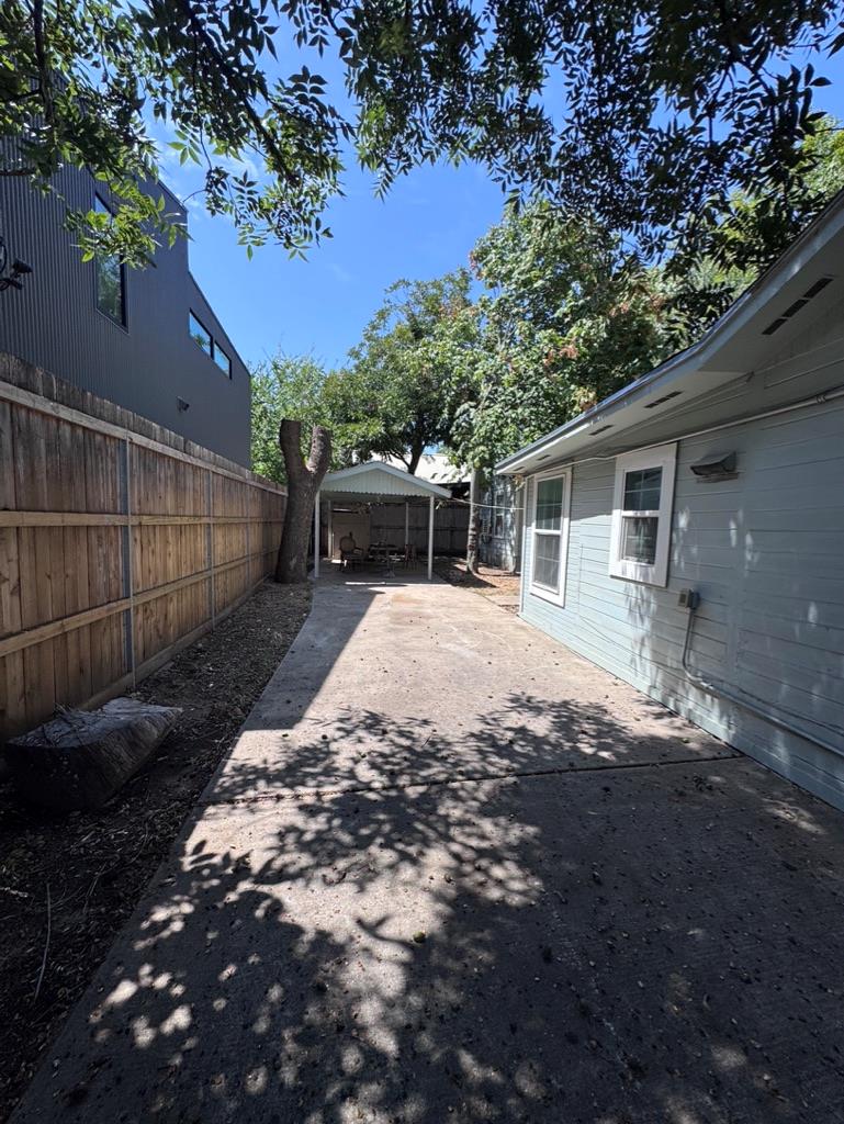 2209 E 5th St, Austin, TX 78702