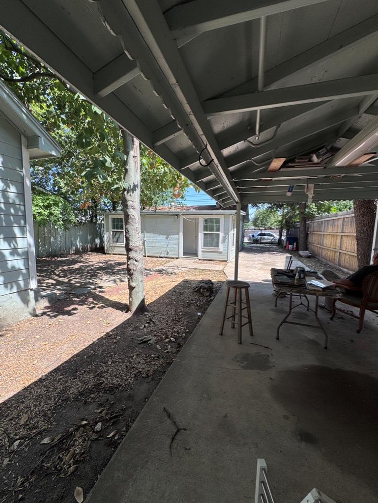 2209 E 5th St, Austin, TX 78702