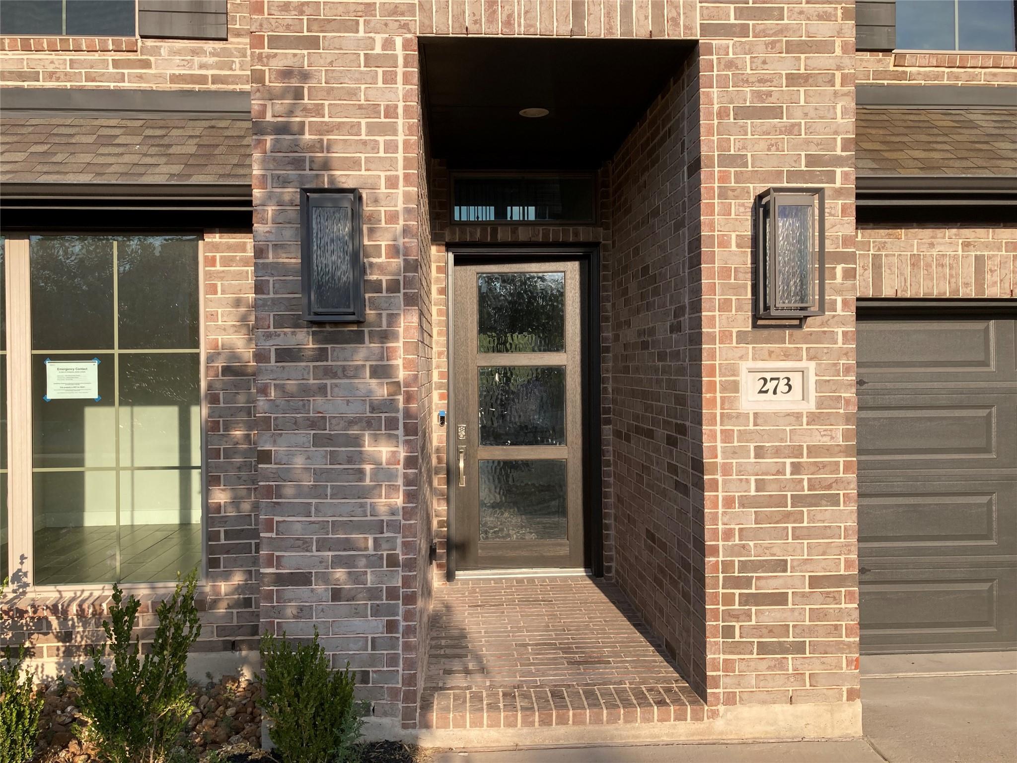 273 Eagle Ford Dr, Kyle, TX 78640