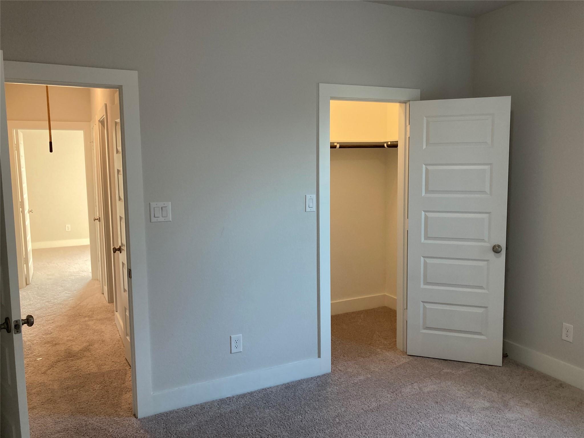 273 Eagle Ford Dr, Kyle, TX 78640