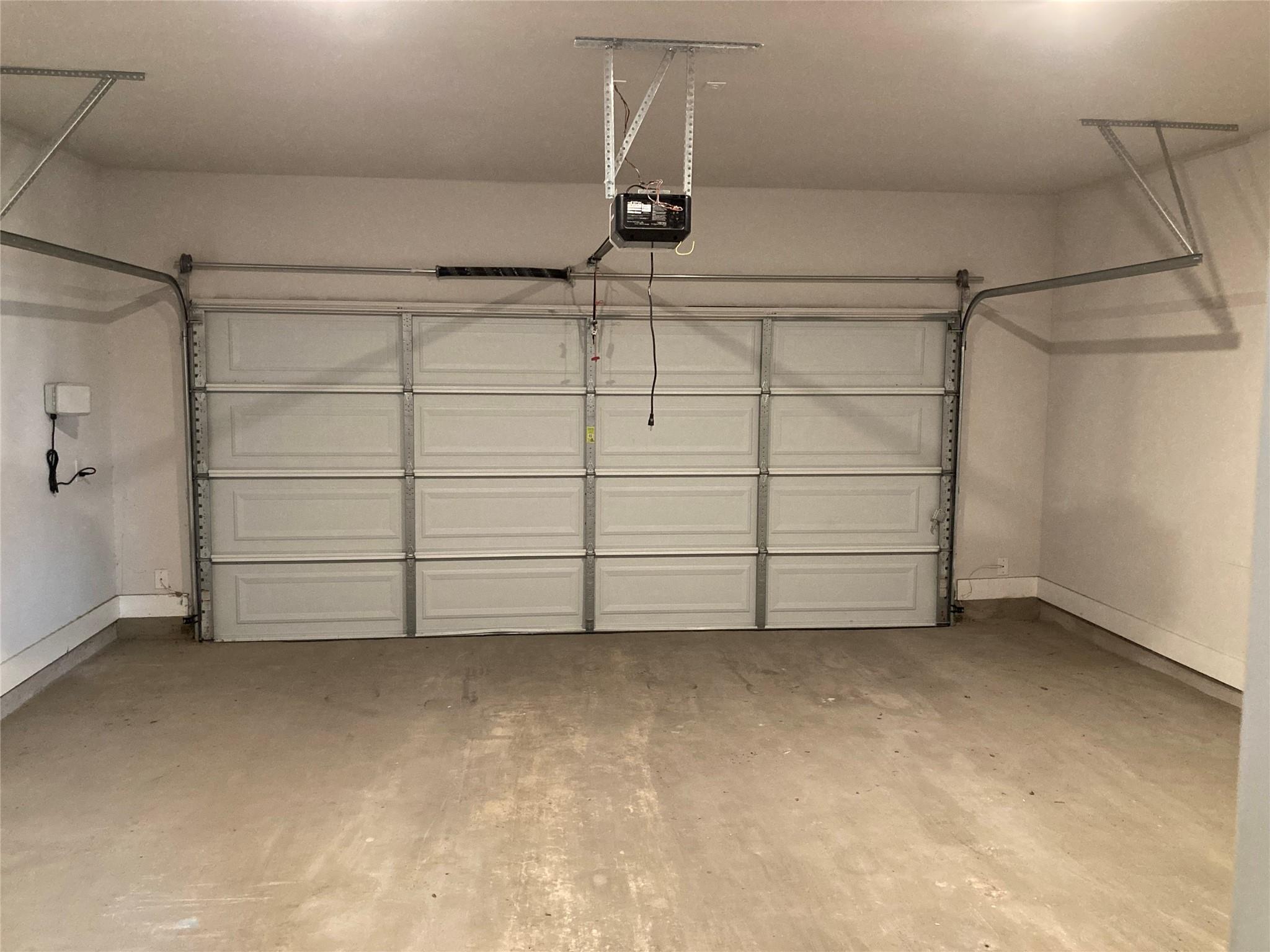 273 Eagle Ford Dr, Kyle, TX 78640