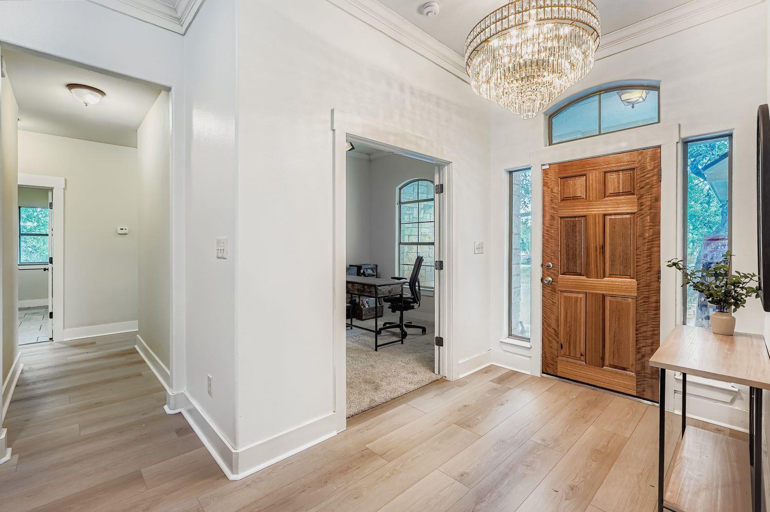 100 Quarry Springs Dr, San Marcos, TX 78666