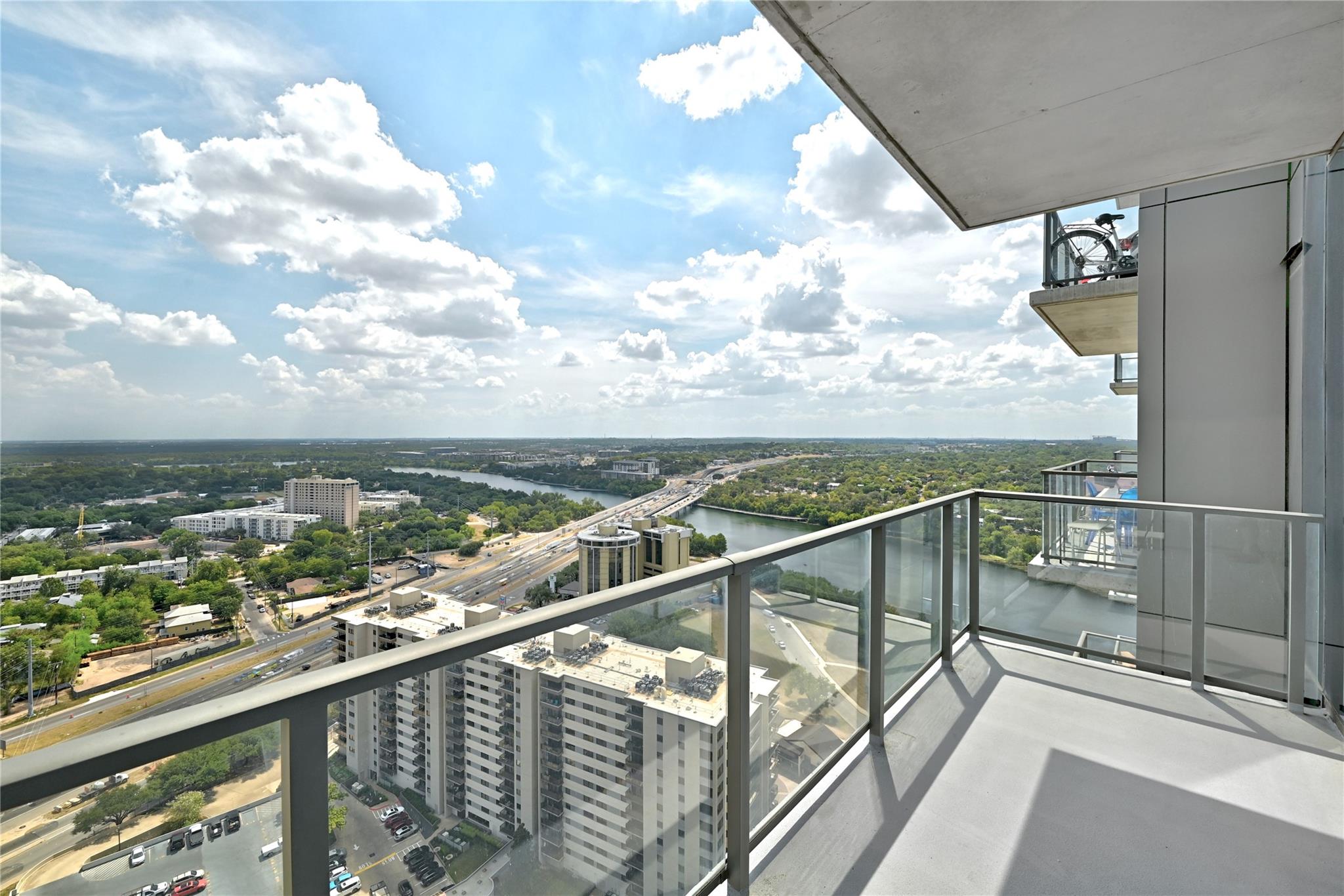 44 East Ave # 2508, Austin, TX 78701