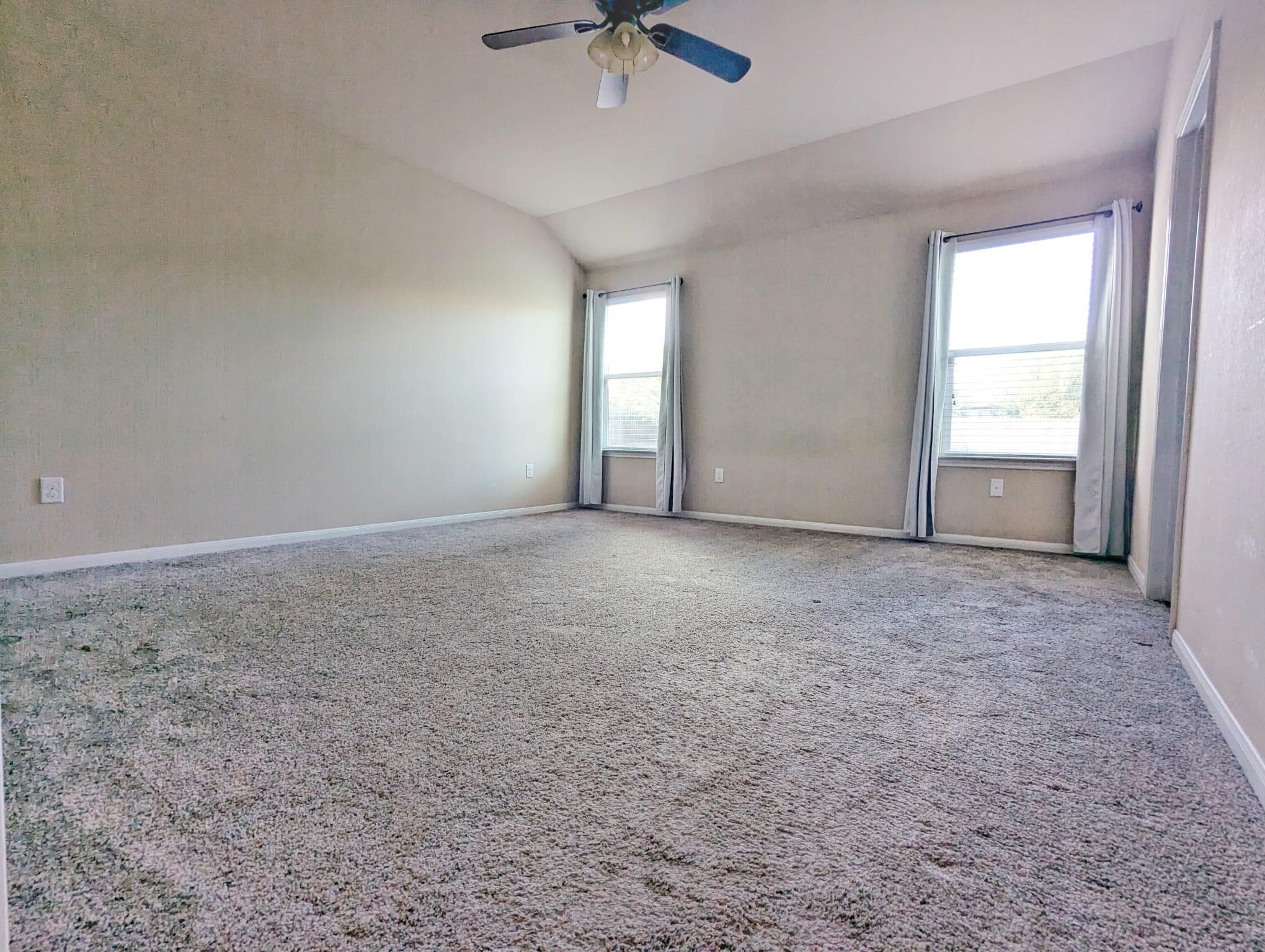 405 Camellia Dr, Hutto, TX 78634