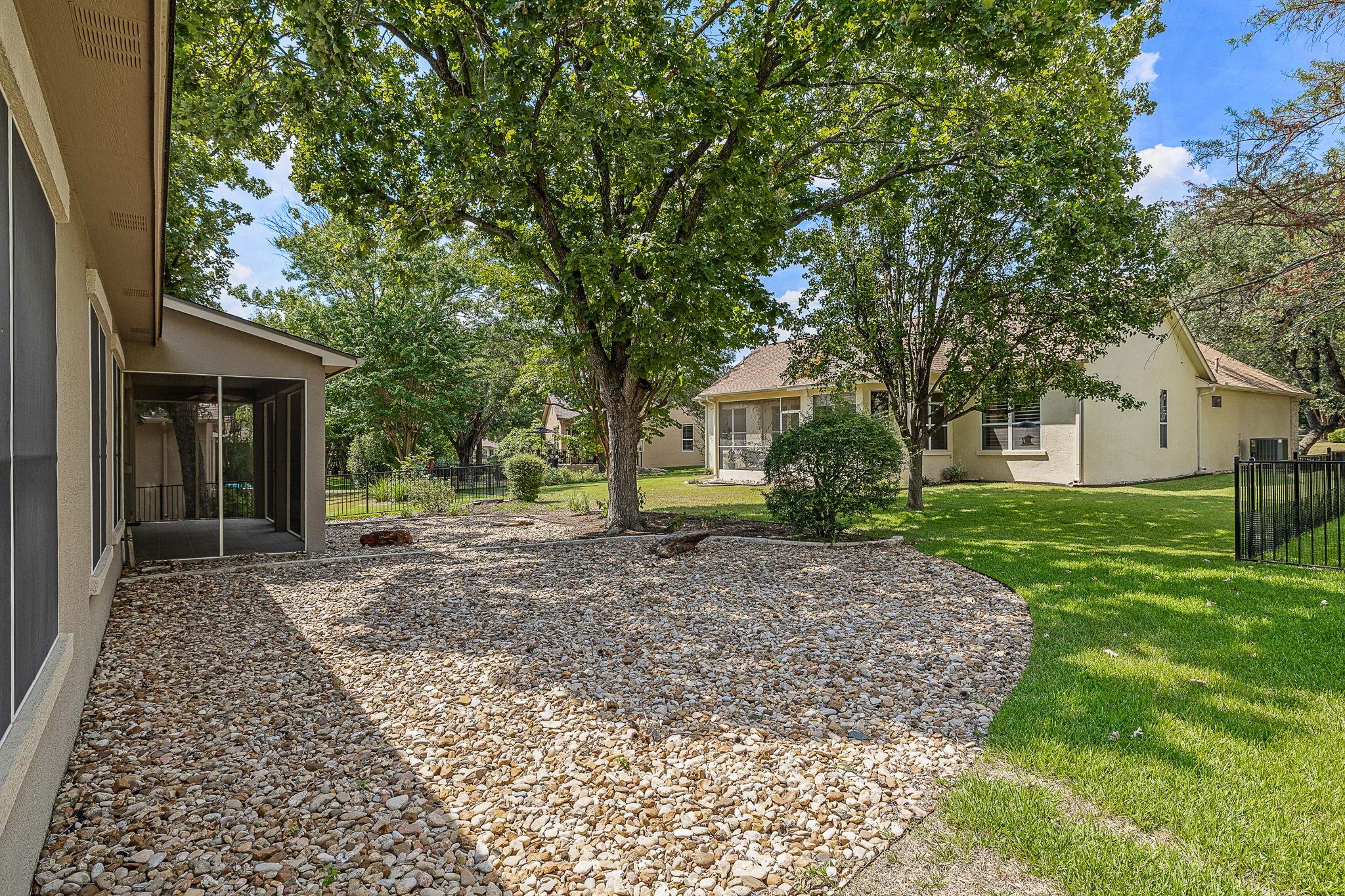 196 Whispering Wind Dr, Georgetown, TX 78633