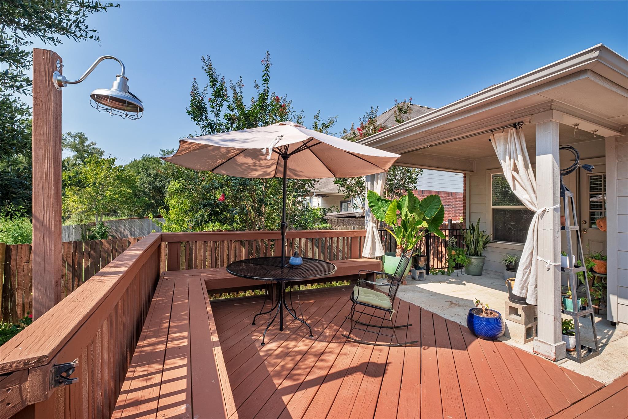 12701 Waynespur Ln, Elgin, TX 78621