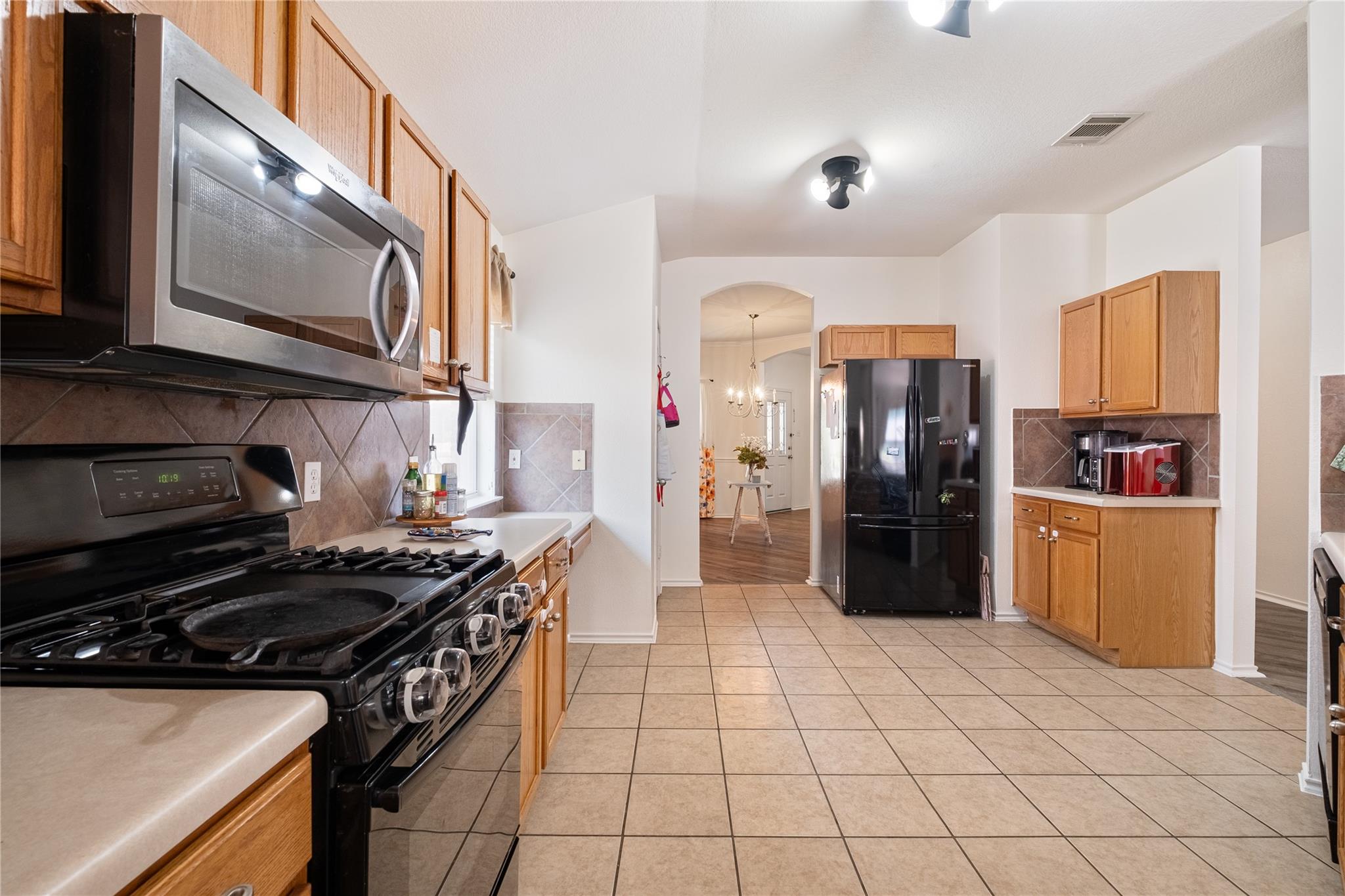 12701 Waynespur Ln, Elgin, TX 78621