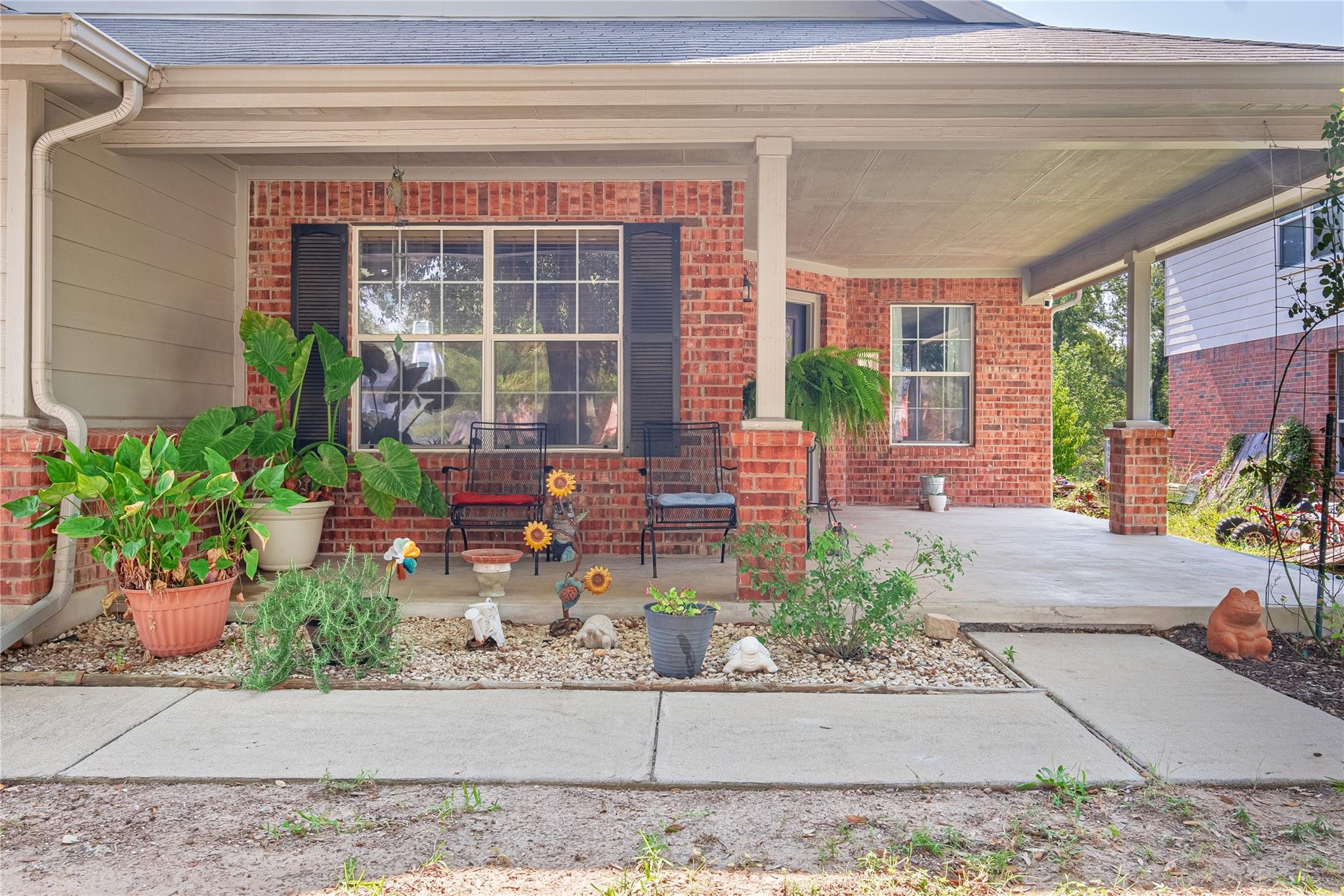 12701 Waynespur Ln, Elgin, TX 78621