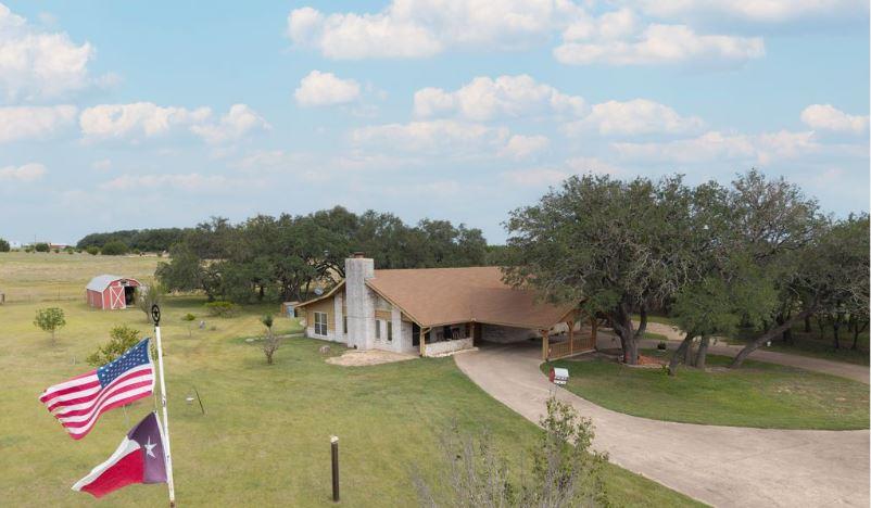 7035 BCR 211, Florence, TX 76527