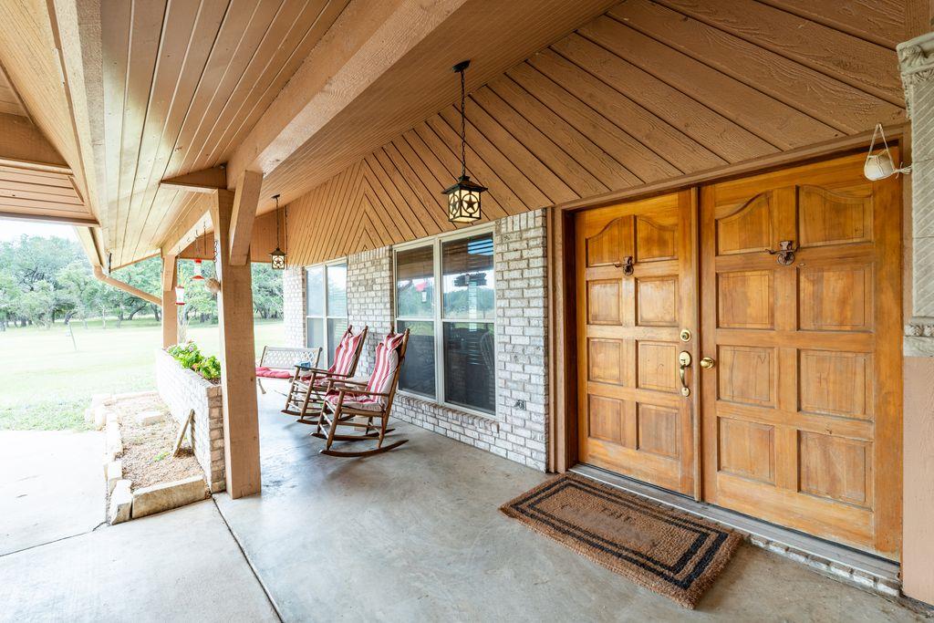 7035 BCR 211, Florence, TX 76527