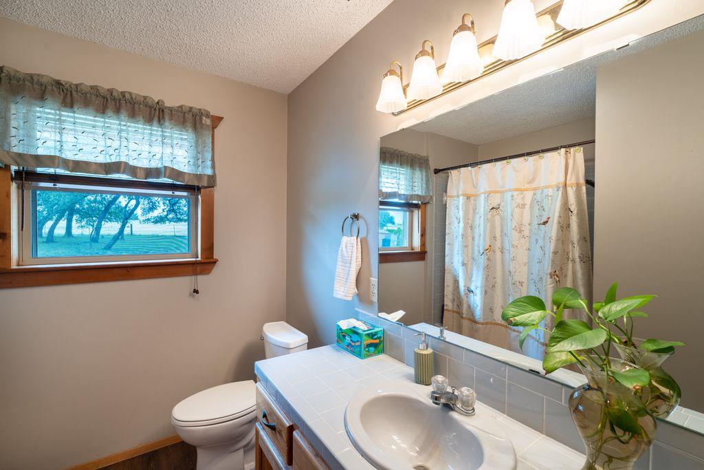 7035 BCR 211, Florence, TX 76527