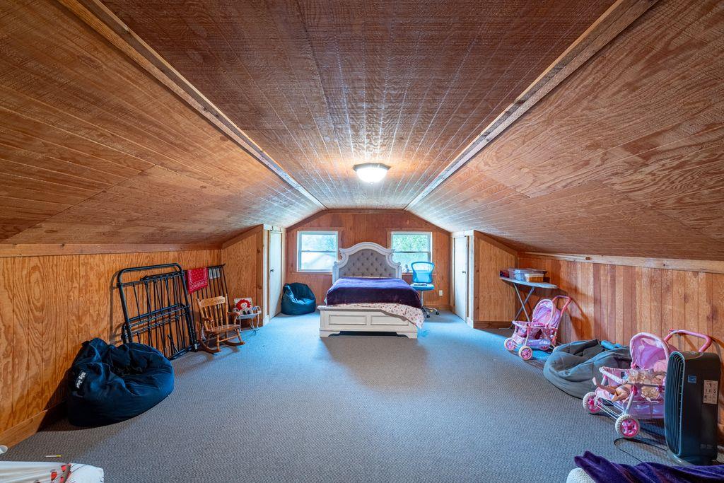 7035 BCR 211, Florence, TX 76527