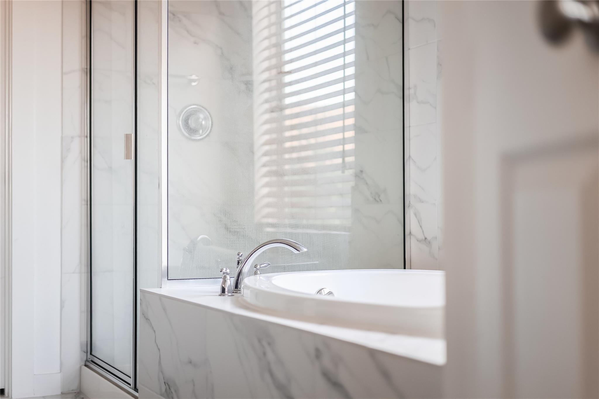 100 Rangel Dr, Liberty Hill, TX 78642