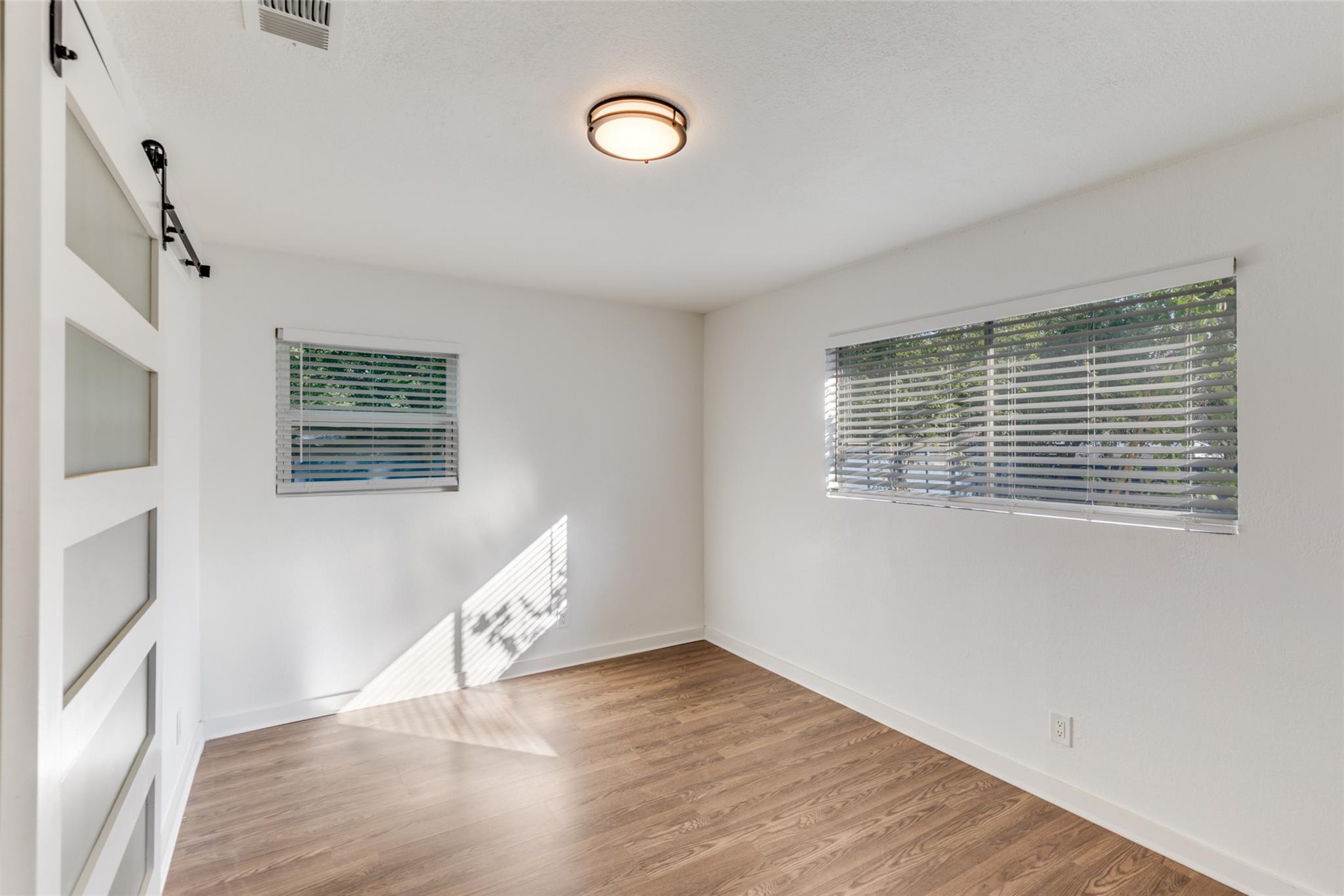 1107 Chesapeake Dr, Austin, TX 78758