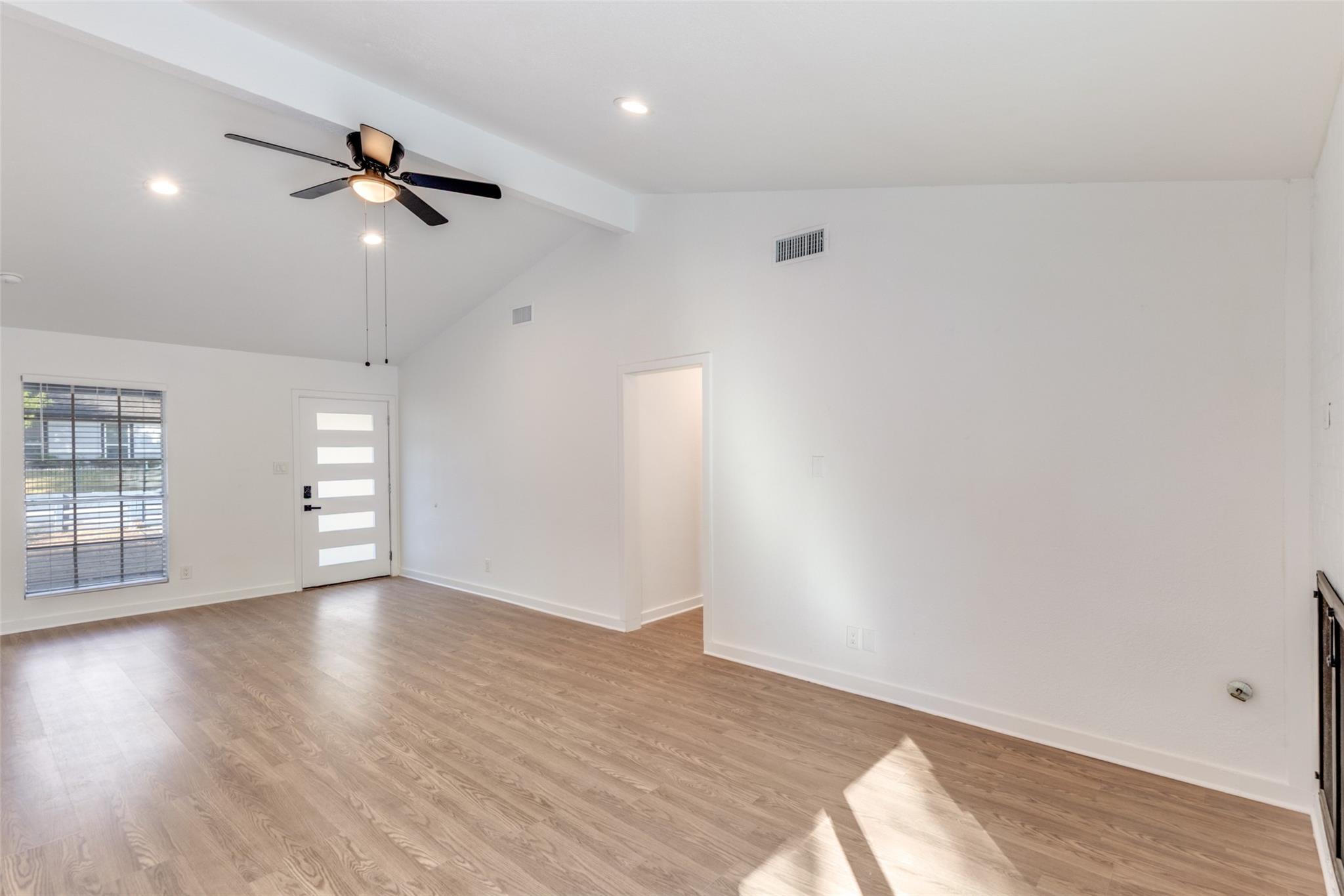 1107 Chesapeake Dr, Austin, TX 78758