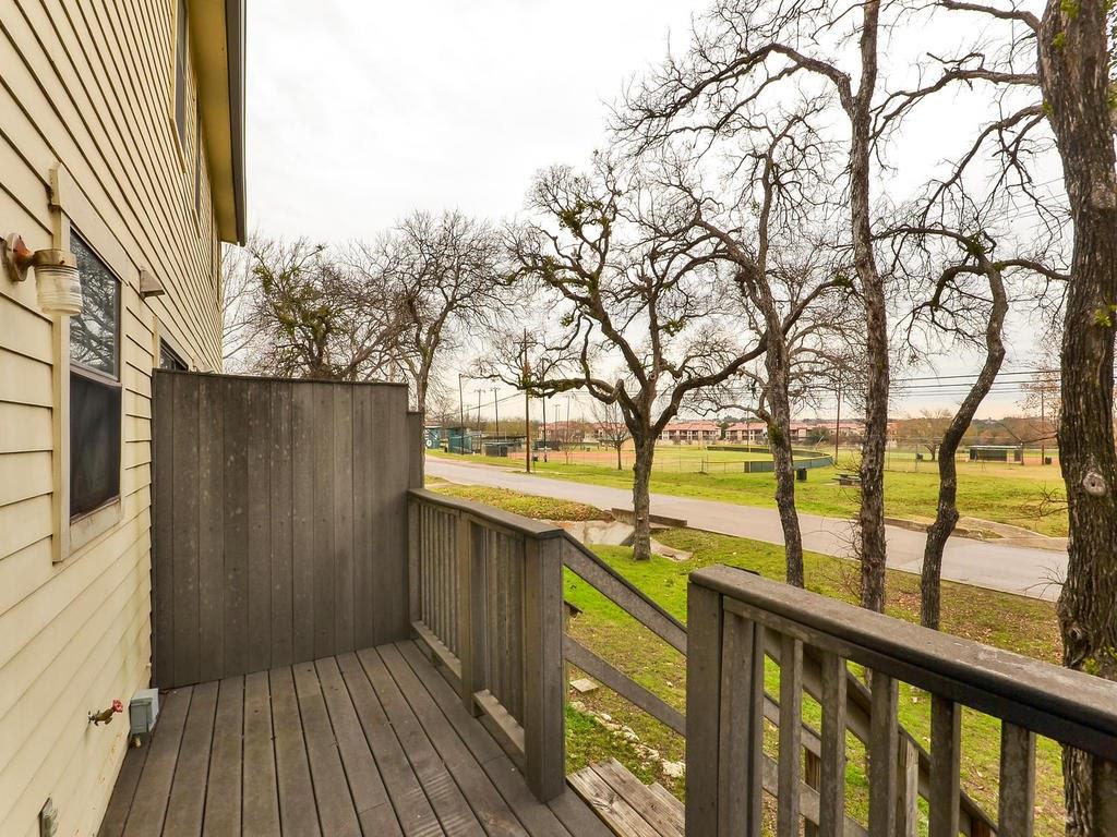 202 S College St # 8, Georgetown, TX 78626