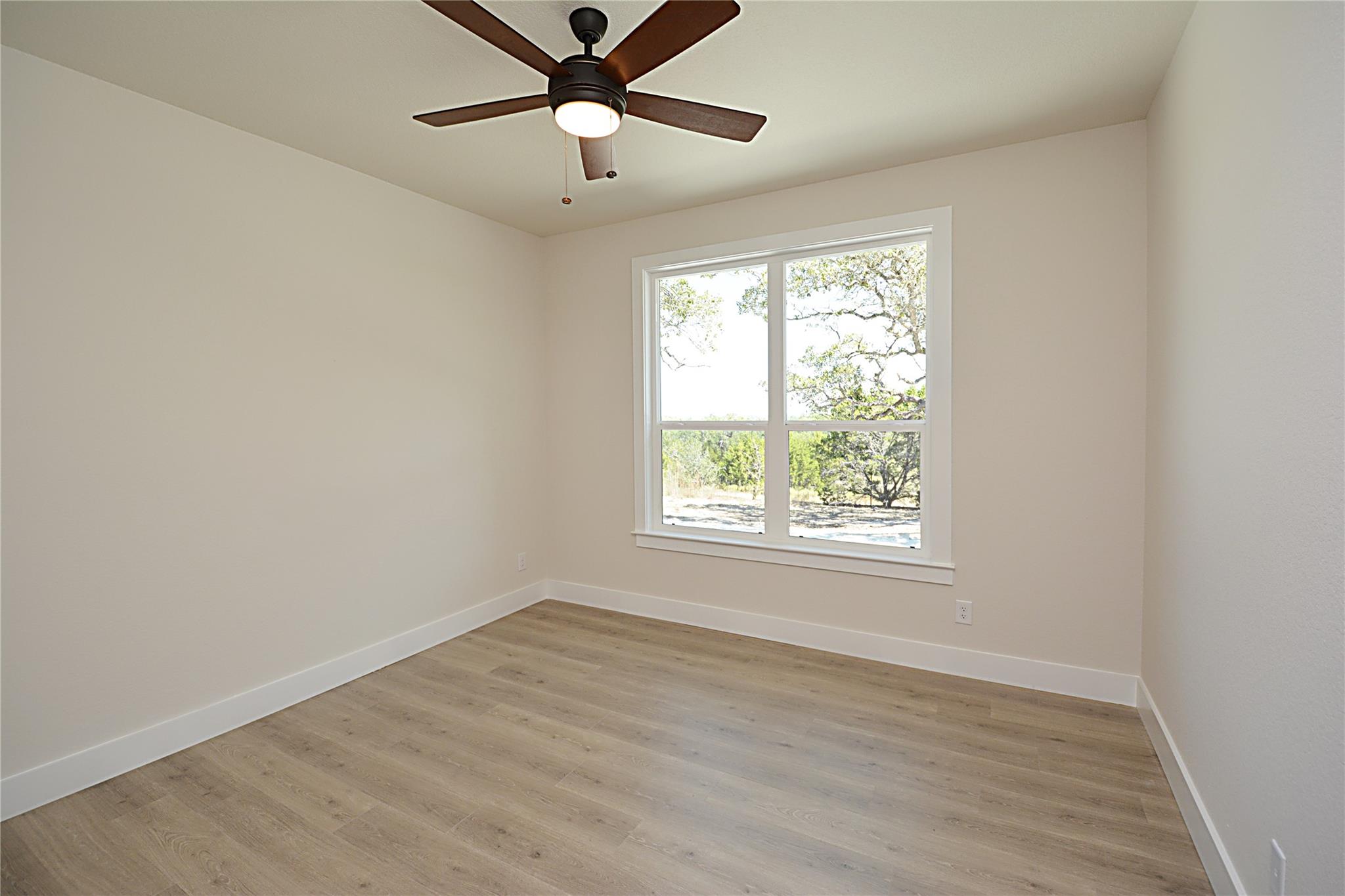 1555 Birch Ln, Fischer, TX 78623