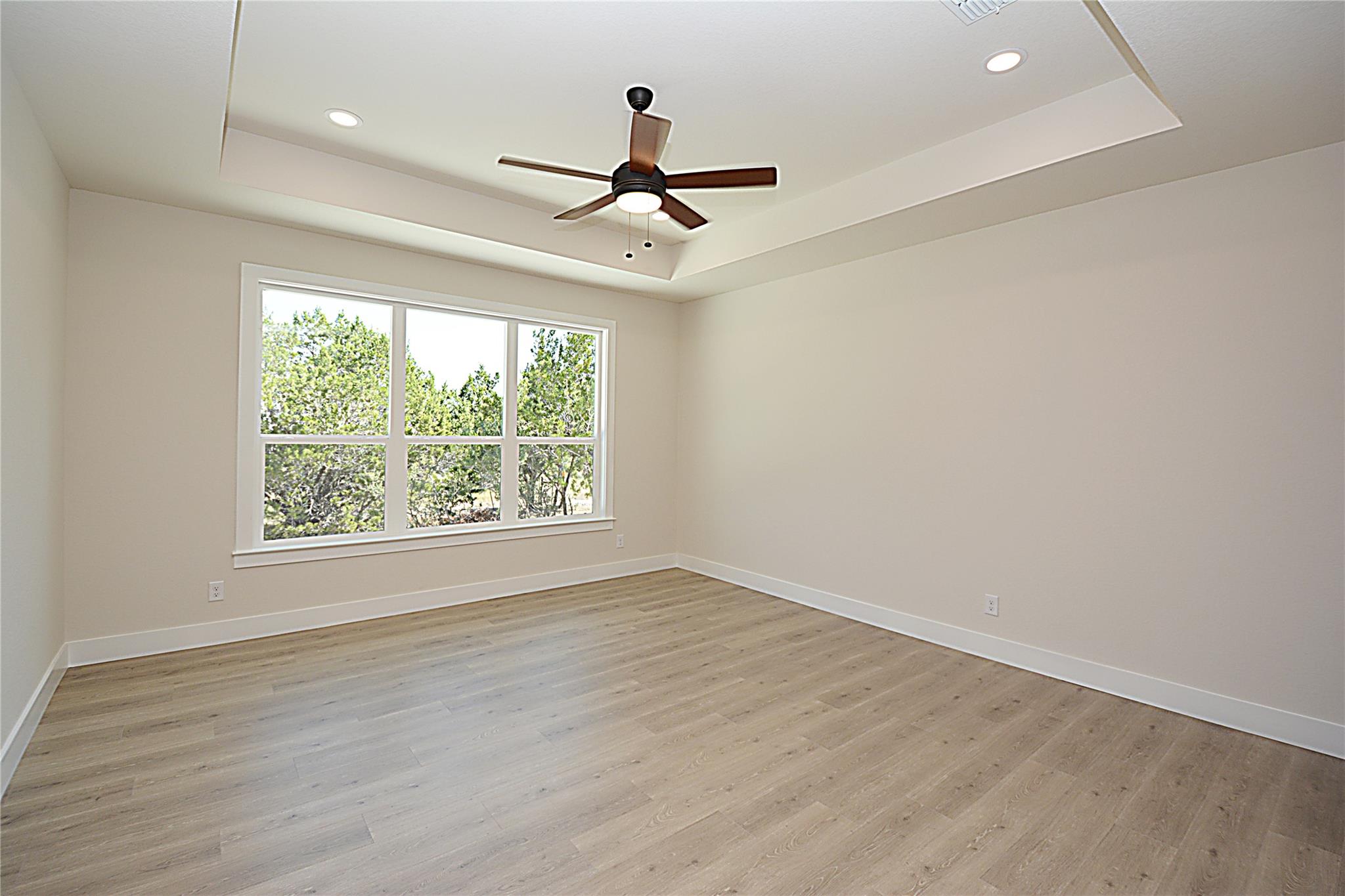 1555 Birch Ln, Fischer, TX 78623