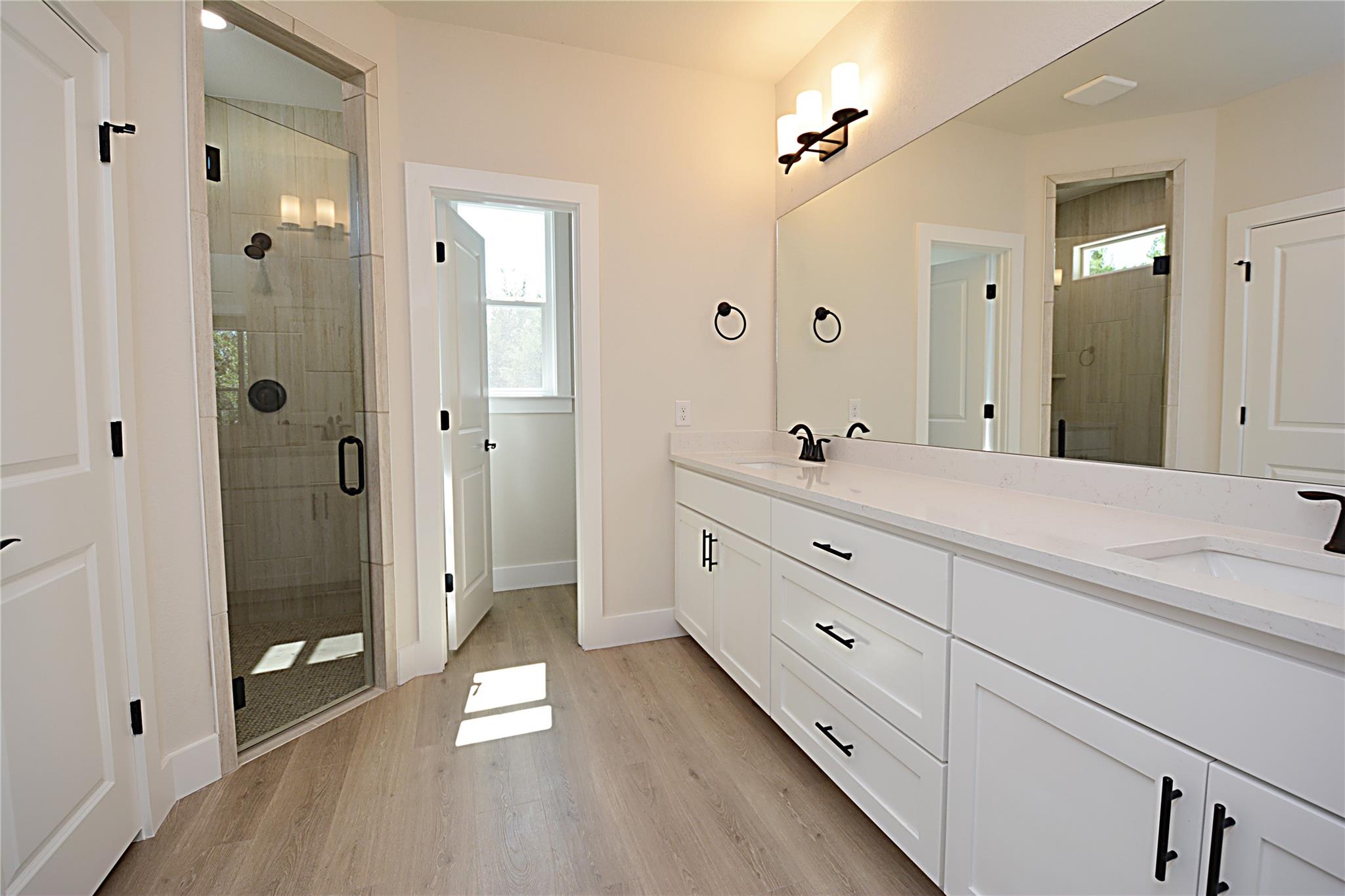 1555 Birch Ln, Fischer, TX 78623