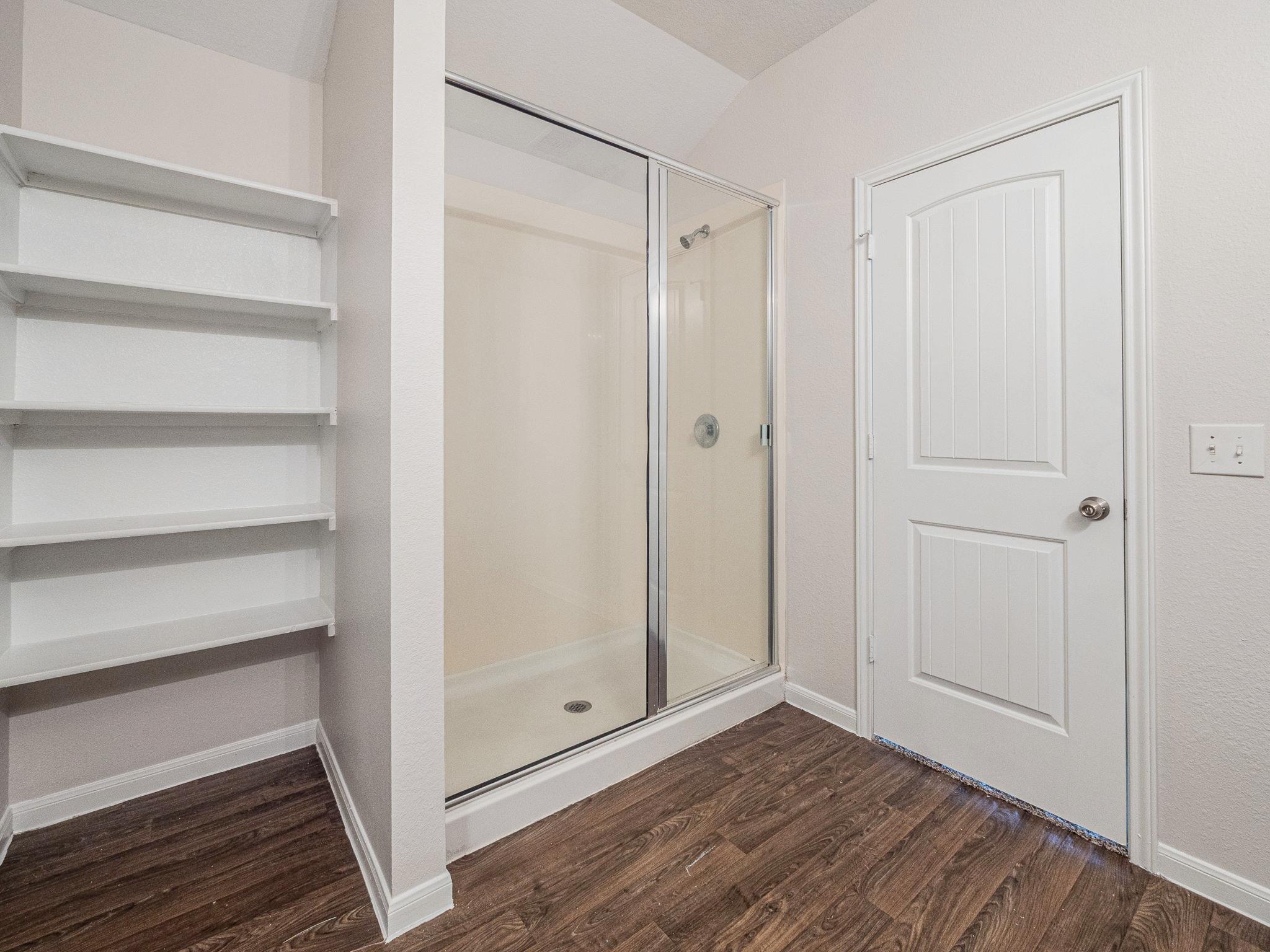 229 Camellia Dr, Hutto, TX 78634