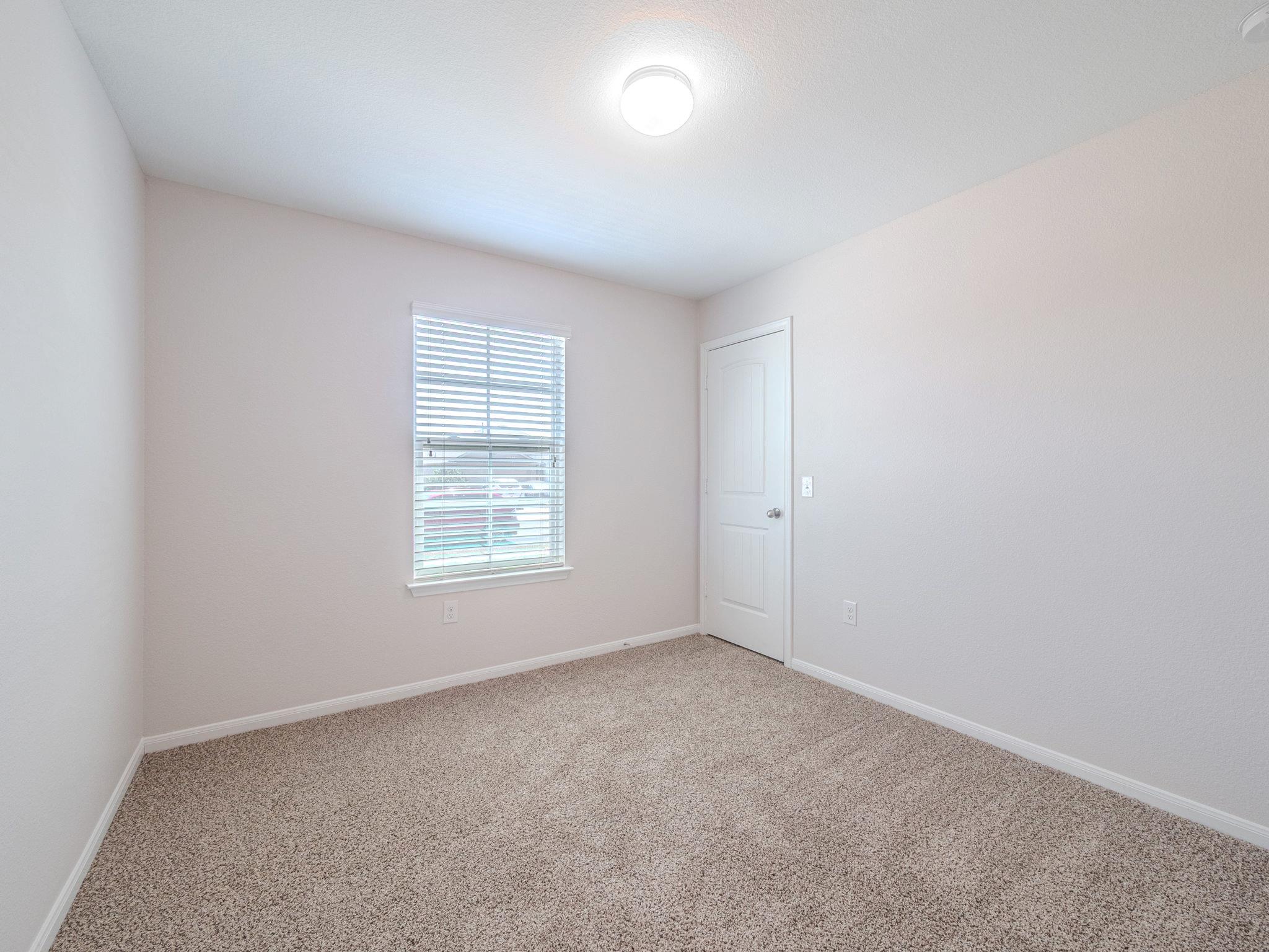 229 Camellia Dr, Hutto, TX 78634