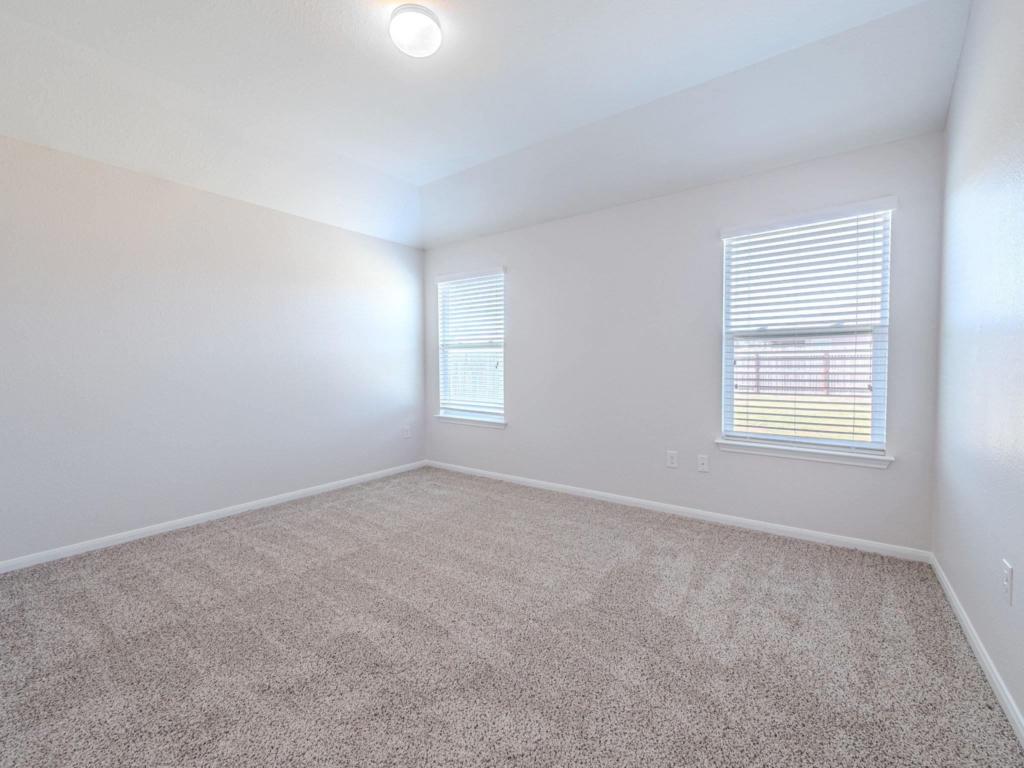 229 Camellia Dr, Hutto, TX 78634