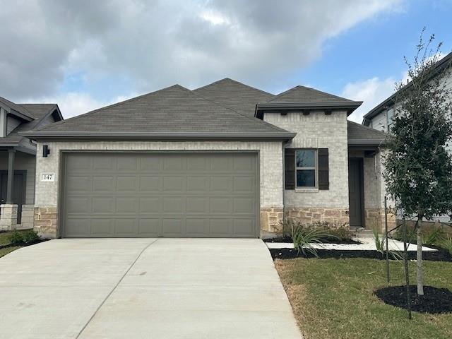 147 Tolo Dr, Elgin, TX 78621