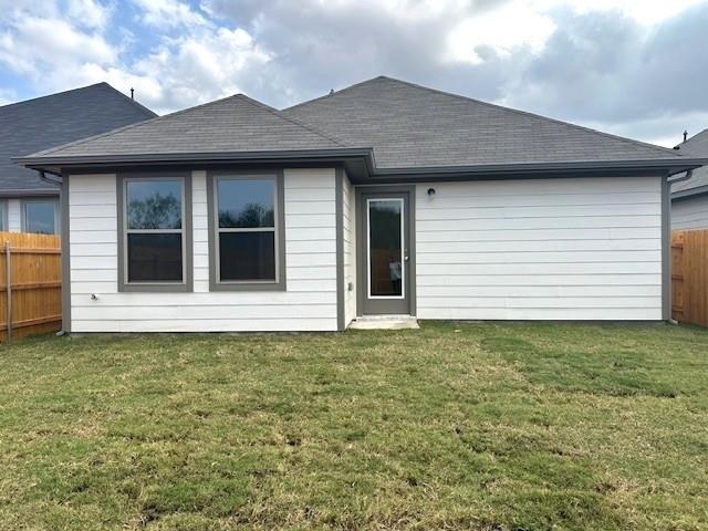 147 Tolo Dr, Elgin, TX 78621