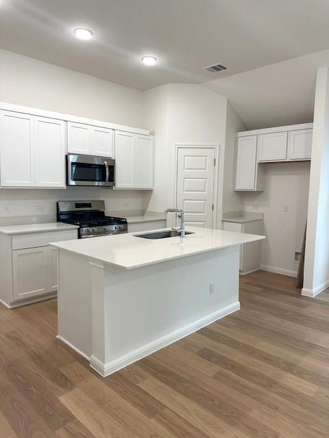 147 Tolo Dr, Elgin, TX 78621