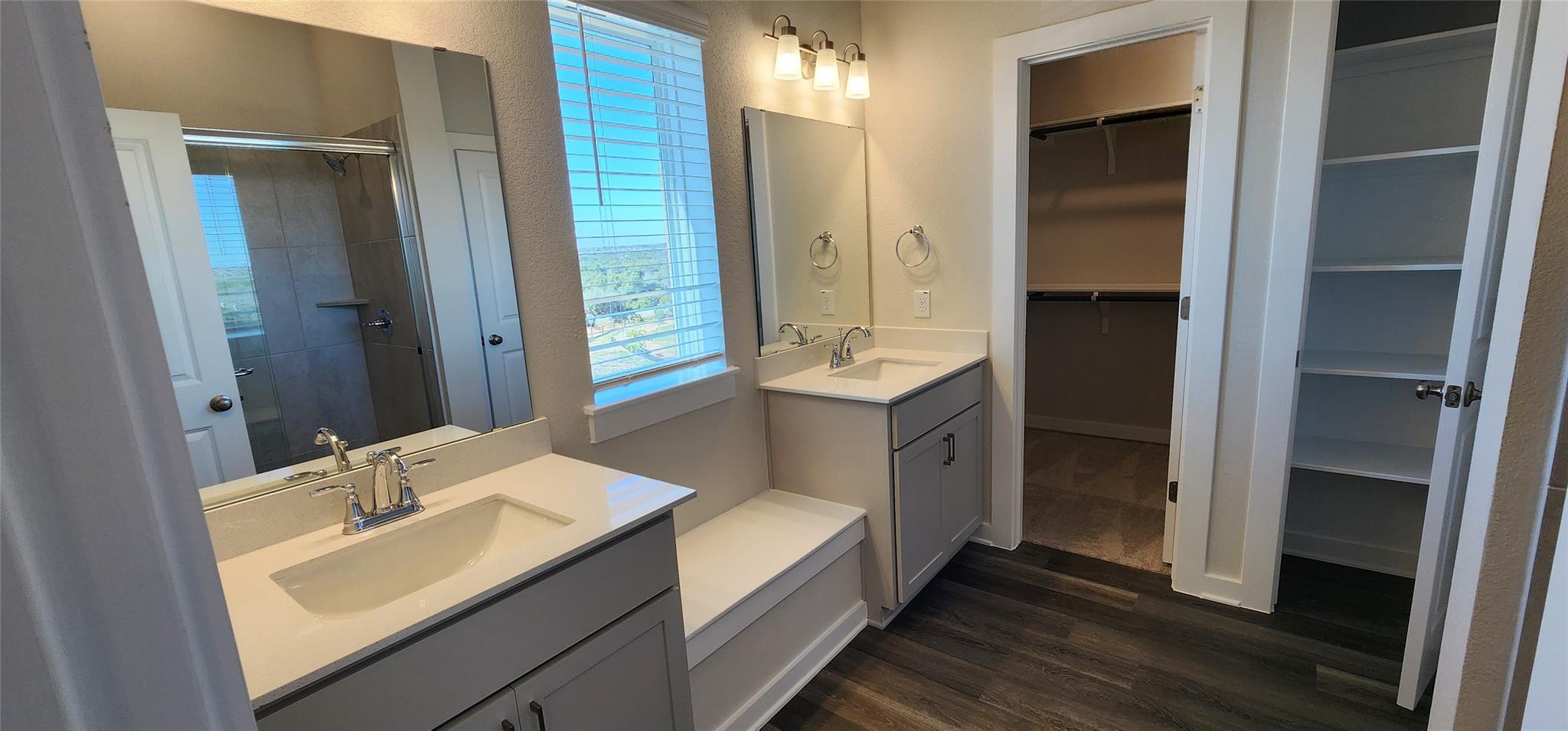 2220 Delano Dr, Leander, TX 78641