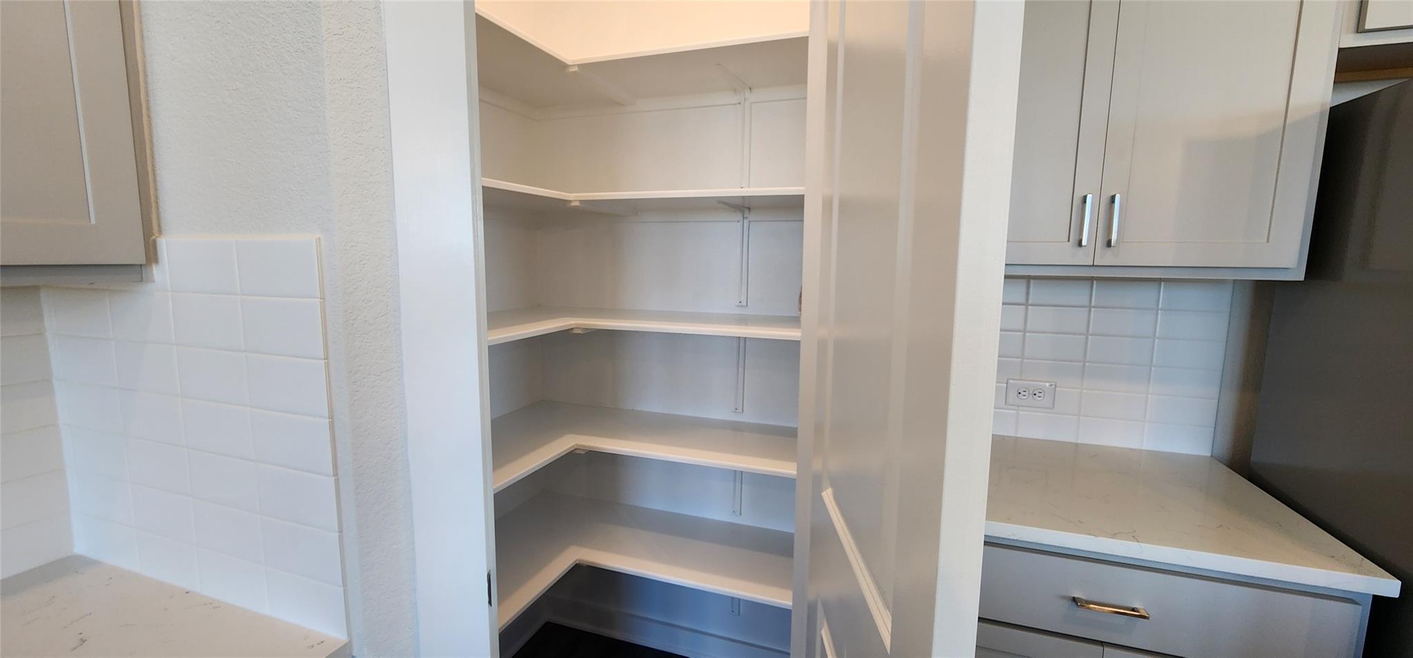 2220 Delano Dr, Leander, TX 78641