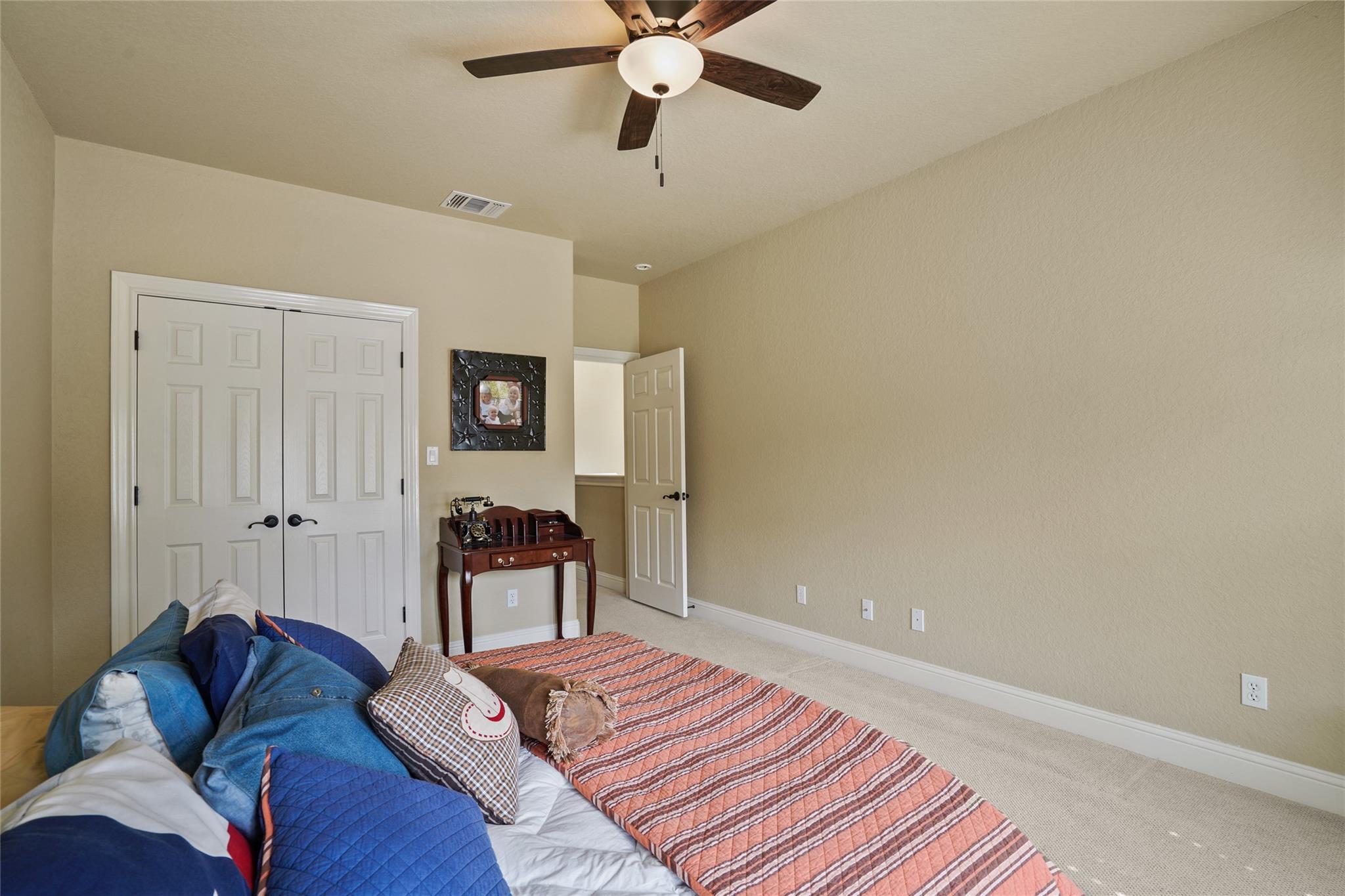 303 Havenhurst Dr, San Antonio, TX 78232