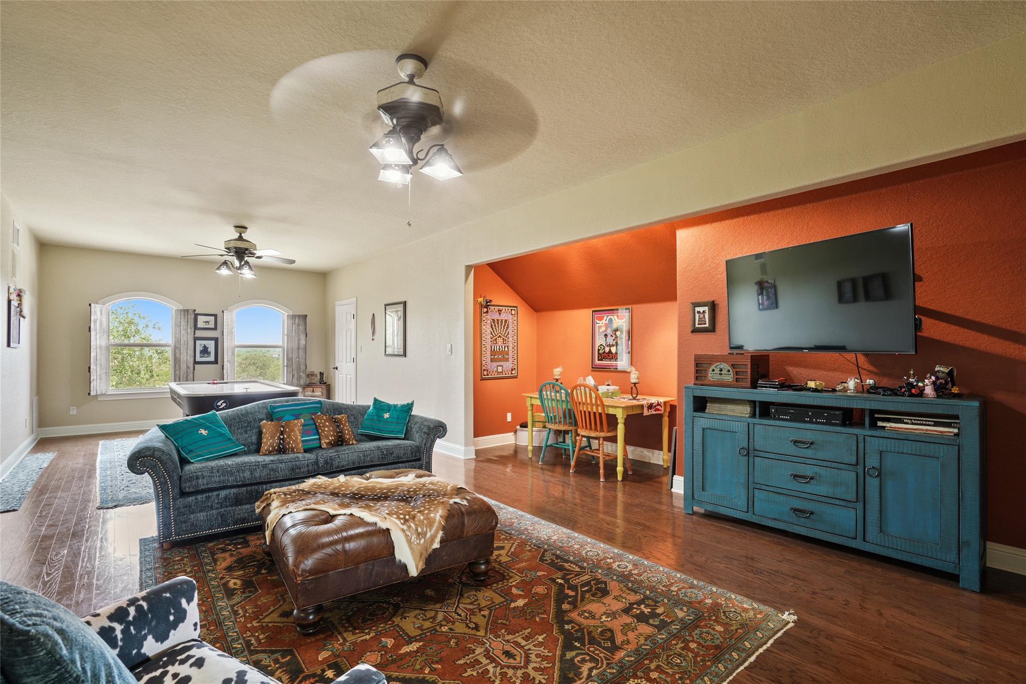 303 Havenhurst Dr, San Antonio, TX 78232