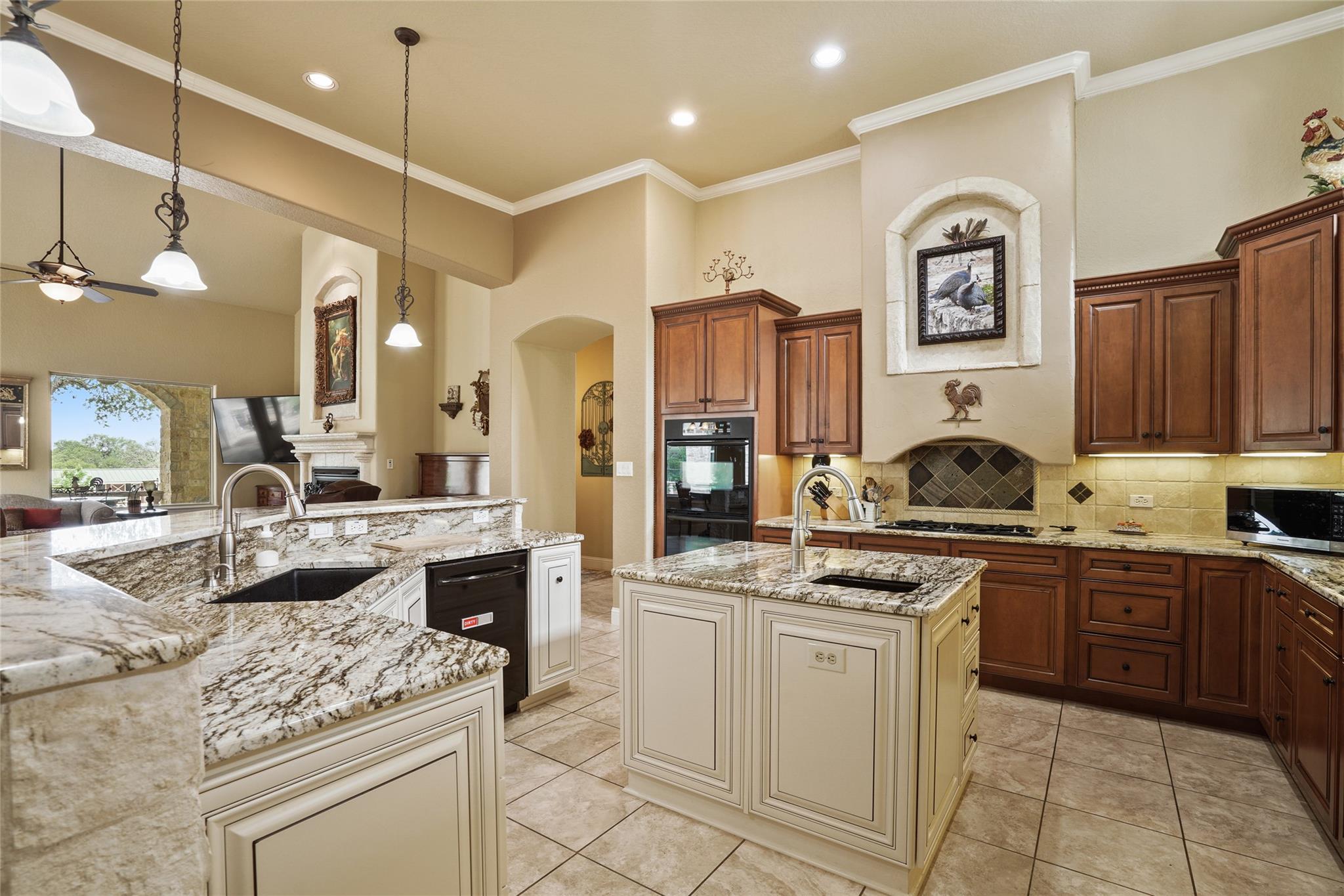 303 Havenhurst Dr, San Antonio, TX 78232