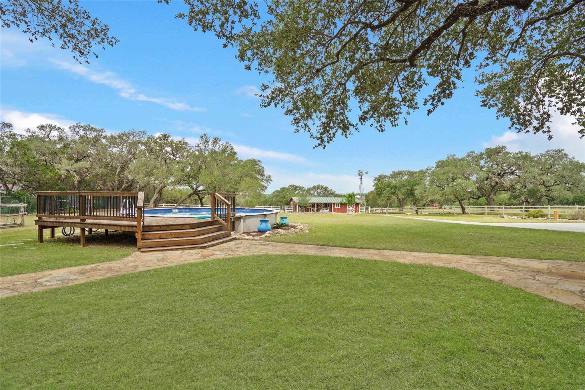 303 Havenhurst Dr, San Antonio, TX 78232