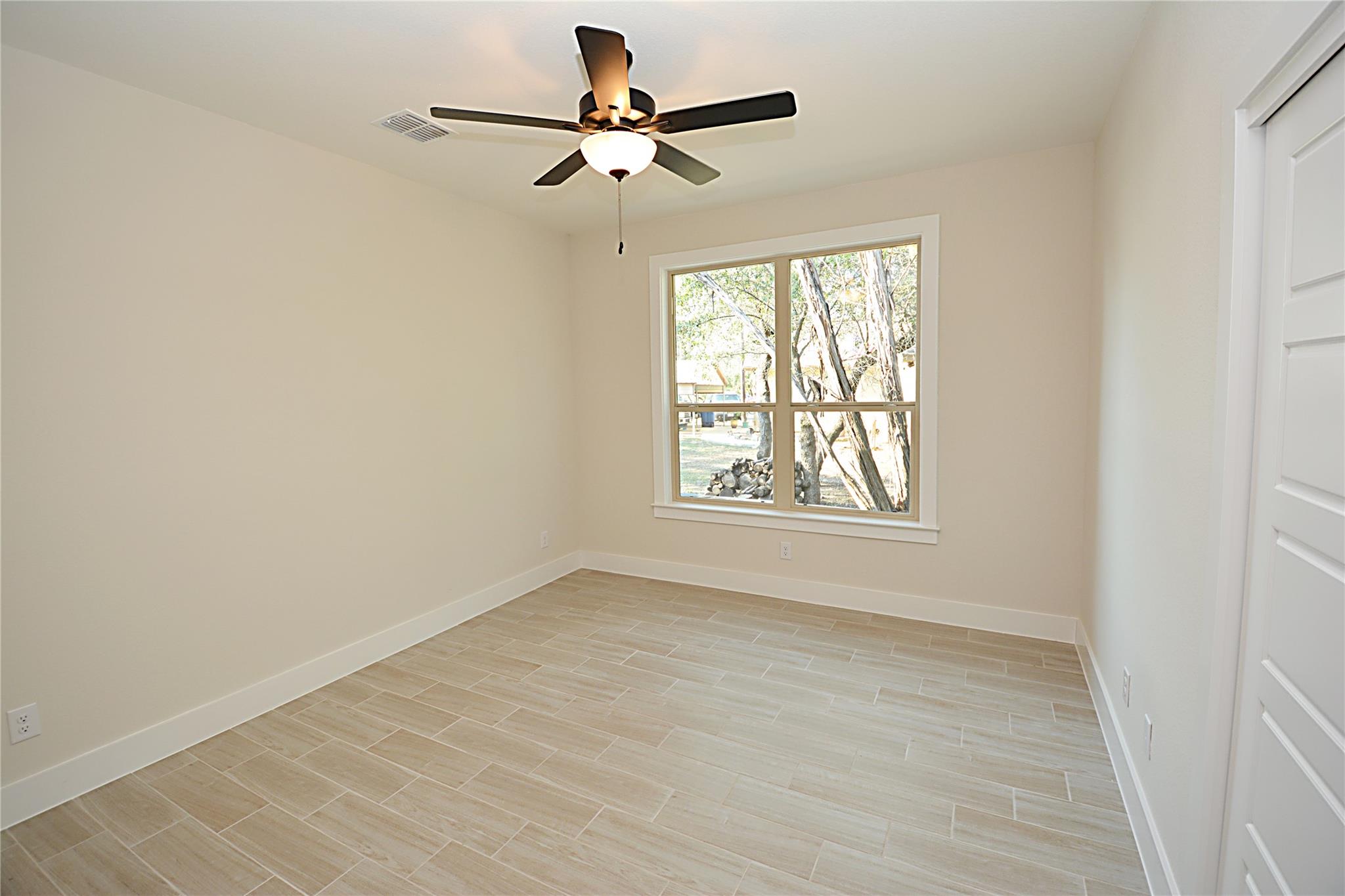 197 Bogi St, Canyon Lake, TX 78133