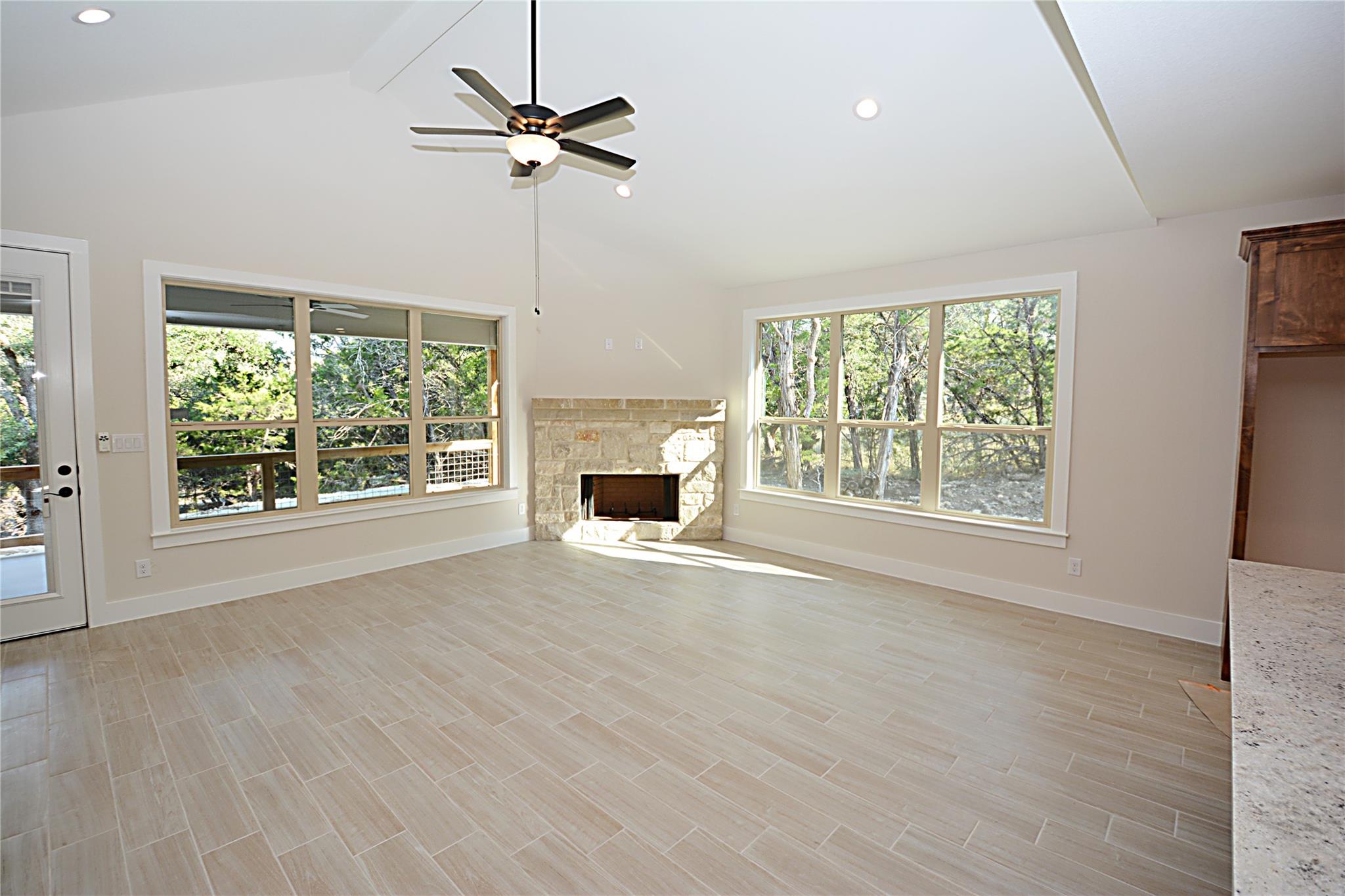 197 Bogi St, Canyon Lake, TX 78133