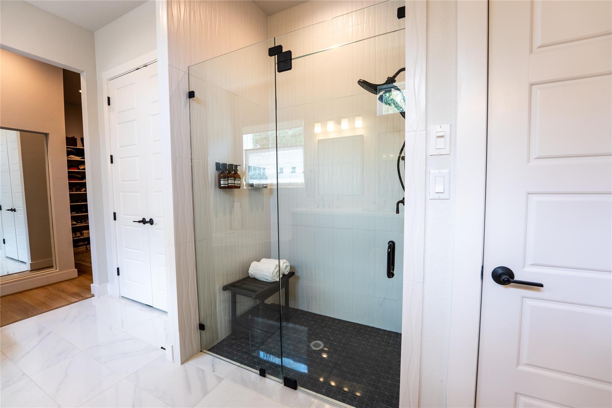 360 Premier Park Loop, Dripping Springs, TX 78620