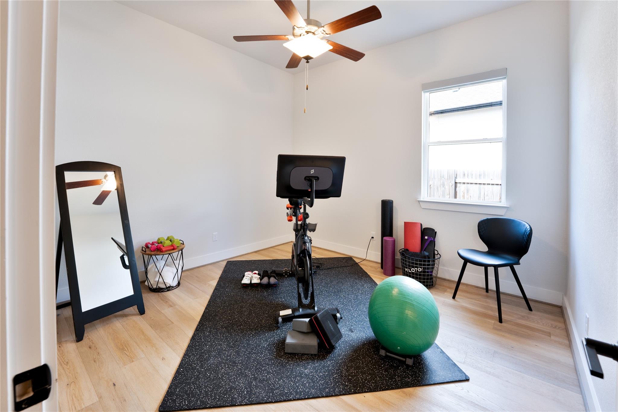 360 Premier Park Loop, Dripping Springs, TX 78620