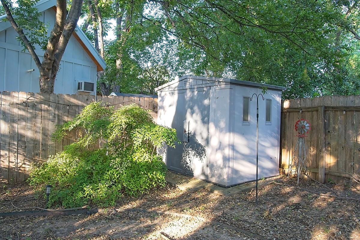 930 E 50th St, Austin, TX 78751