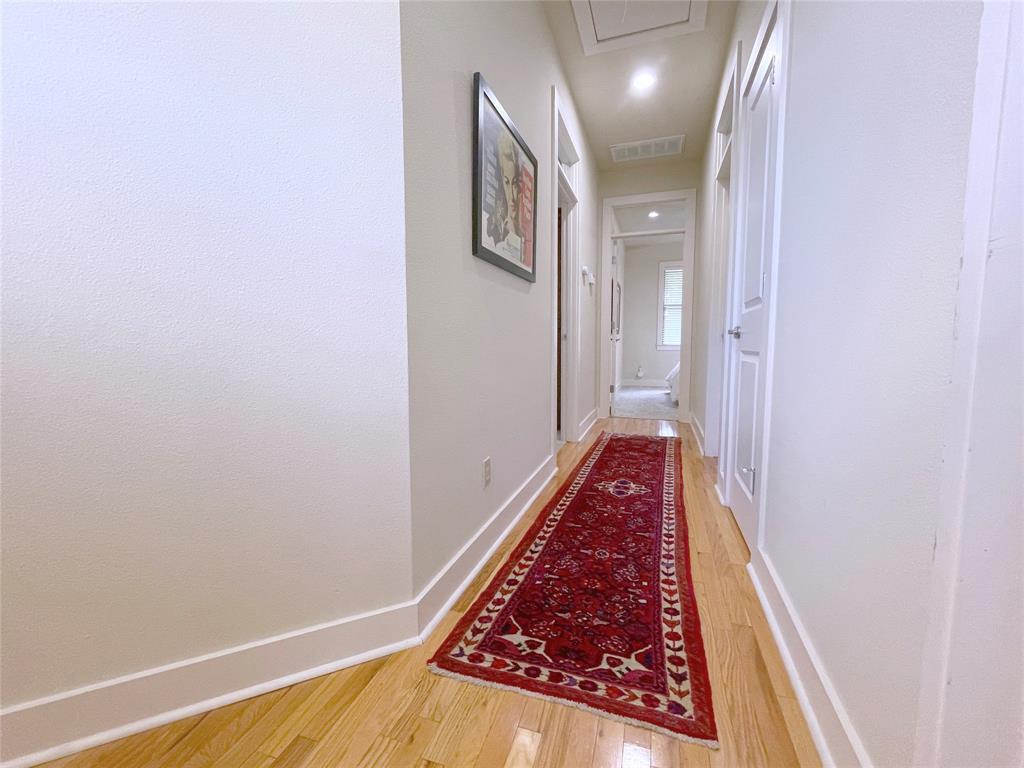 930 E 50th St, Austin, TX 78751