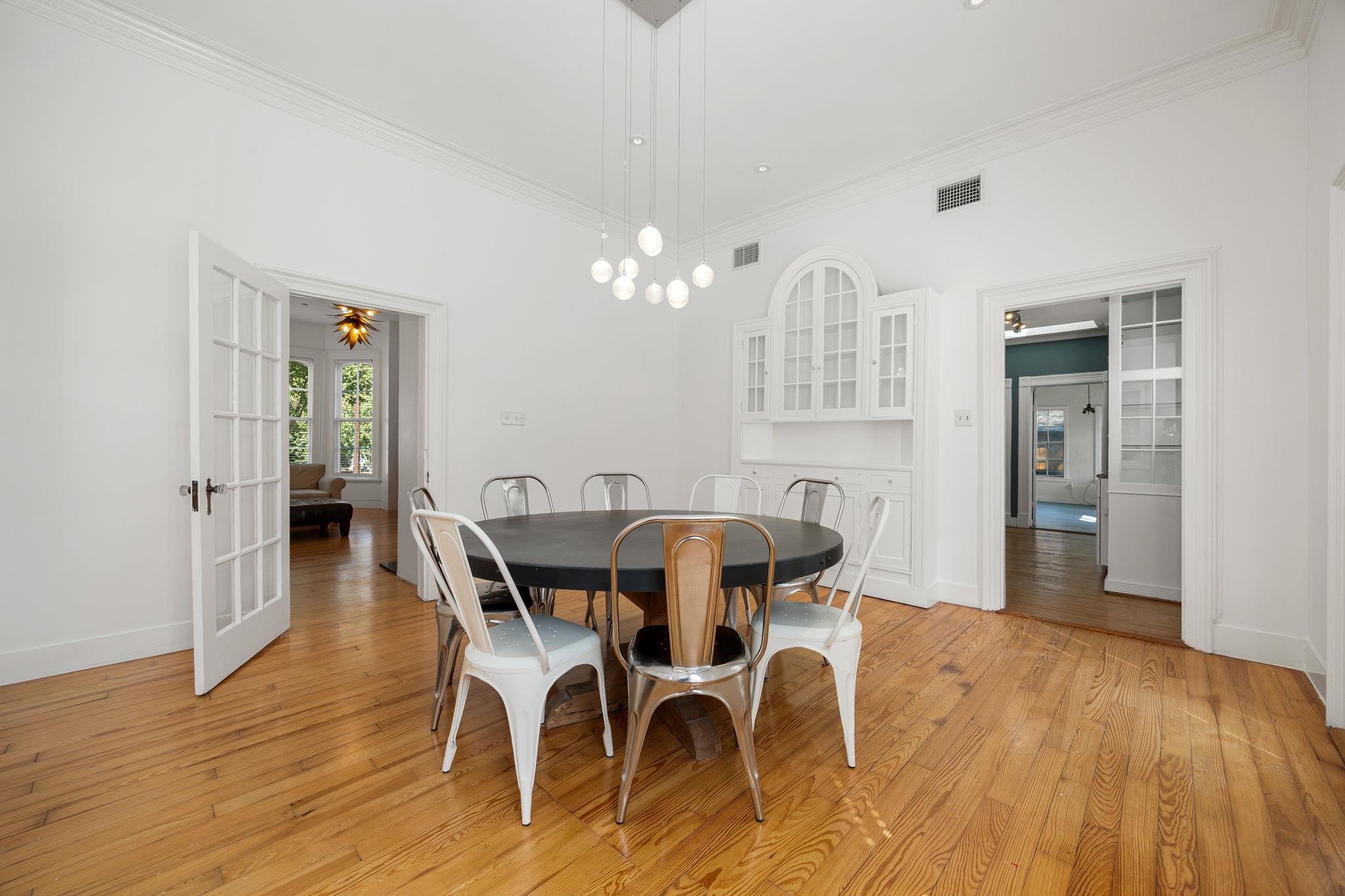 1001 S Church St, Georgetown, TX 78626