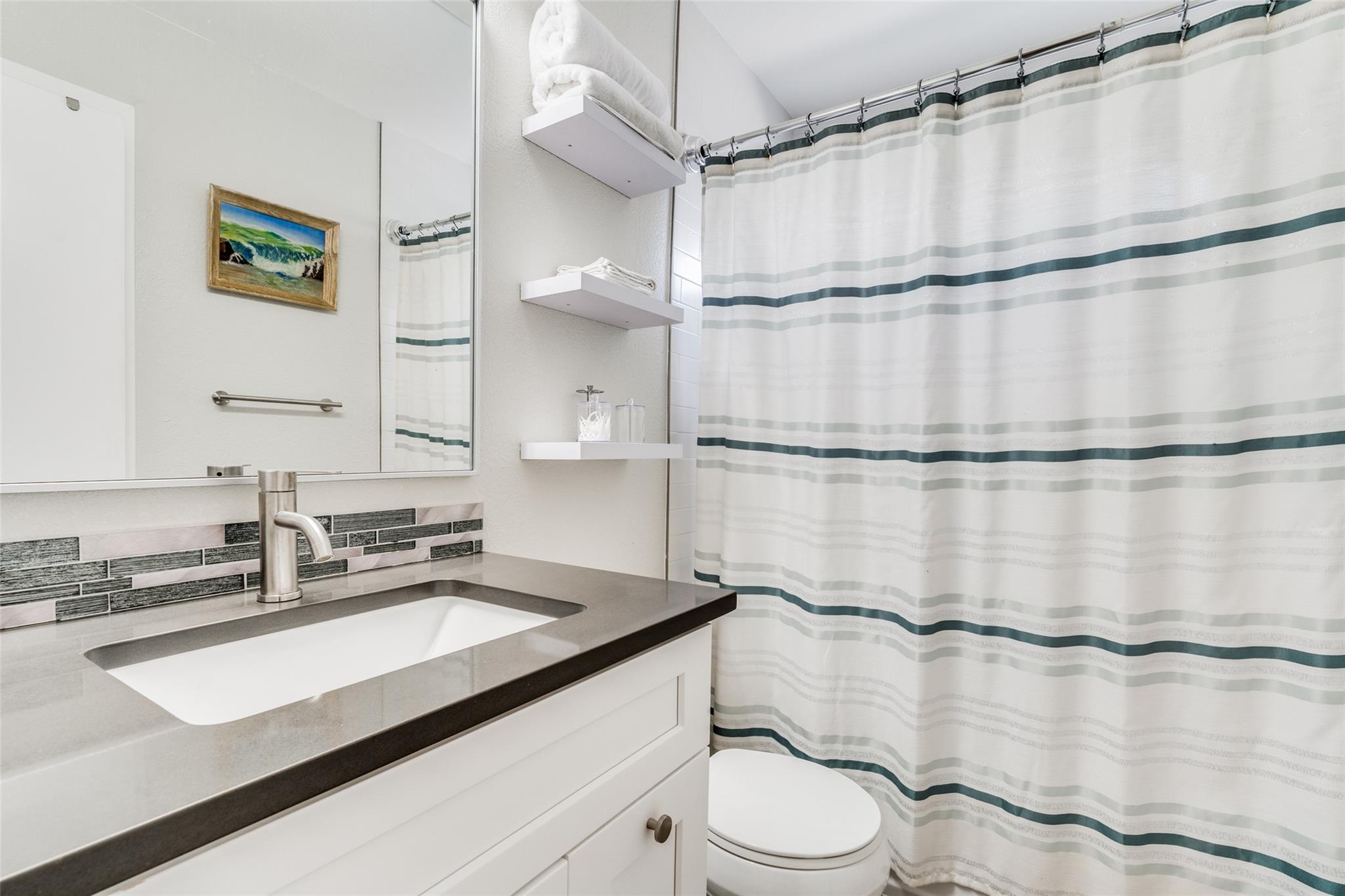 12325 Los Indios Trl # 6, Austin, TX 78729